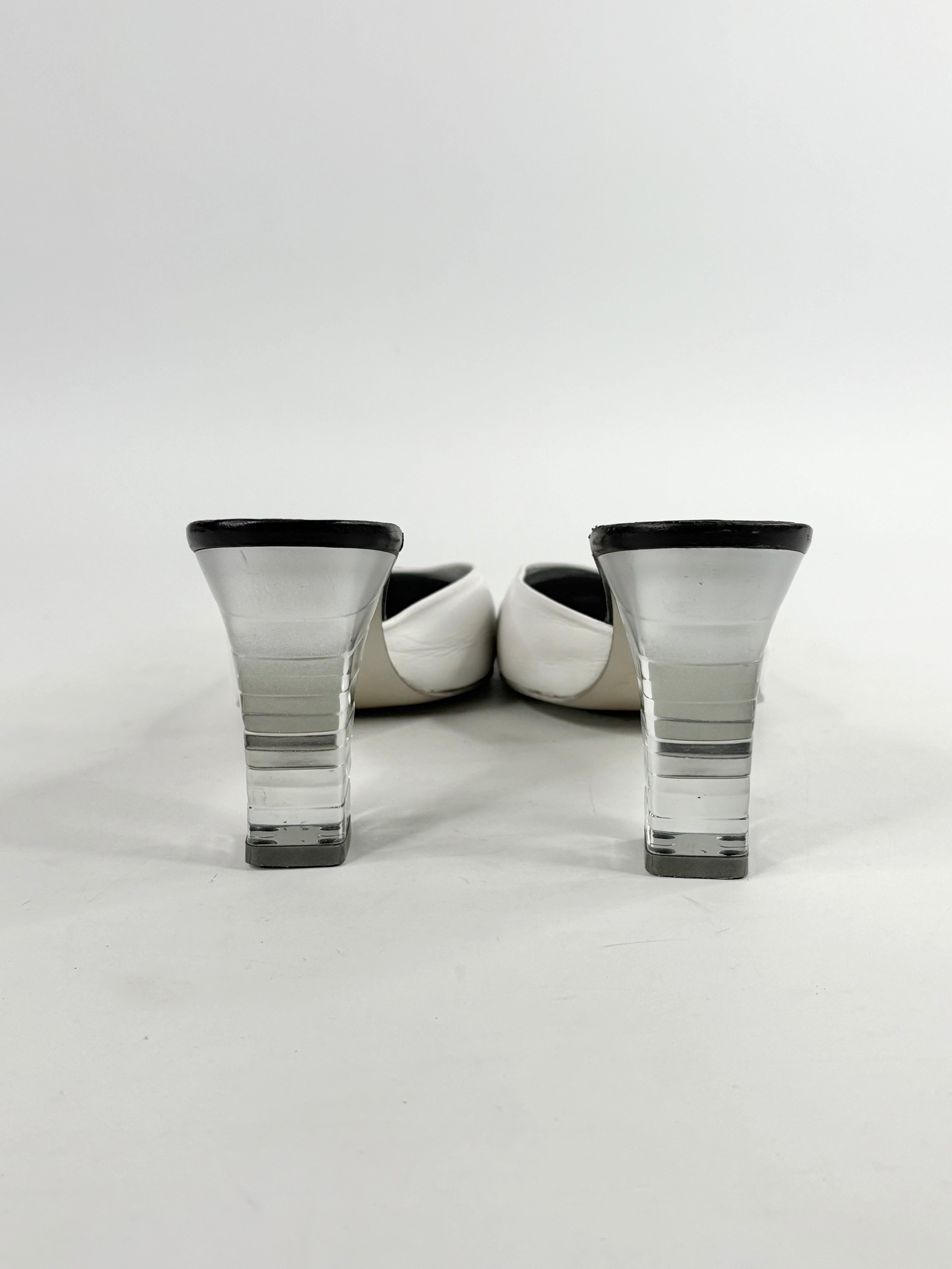 Charles Jourdan Black, White & Silver Leather Sandals - EU41