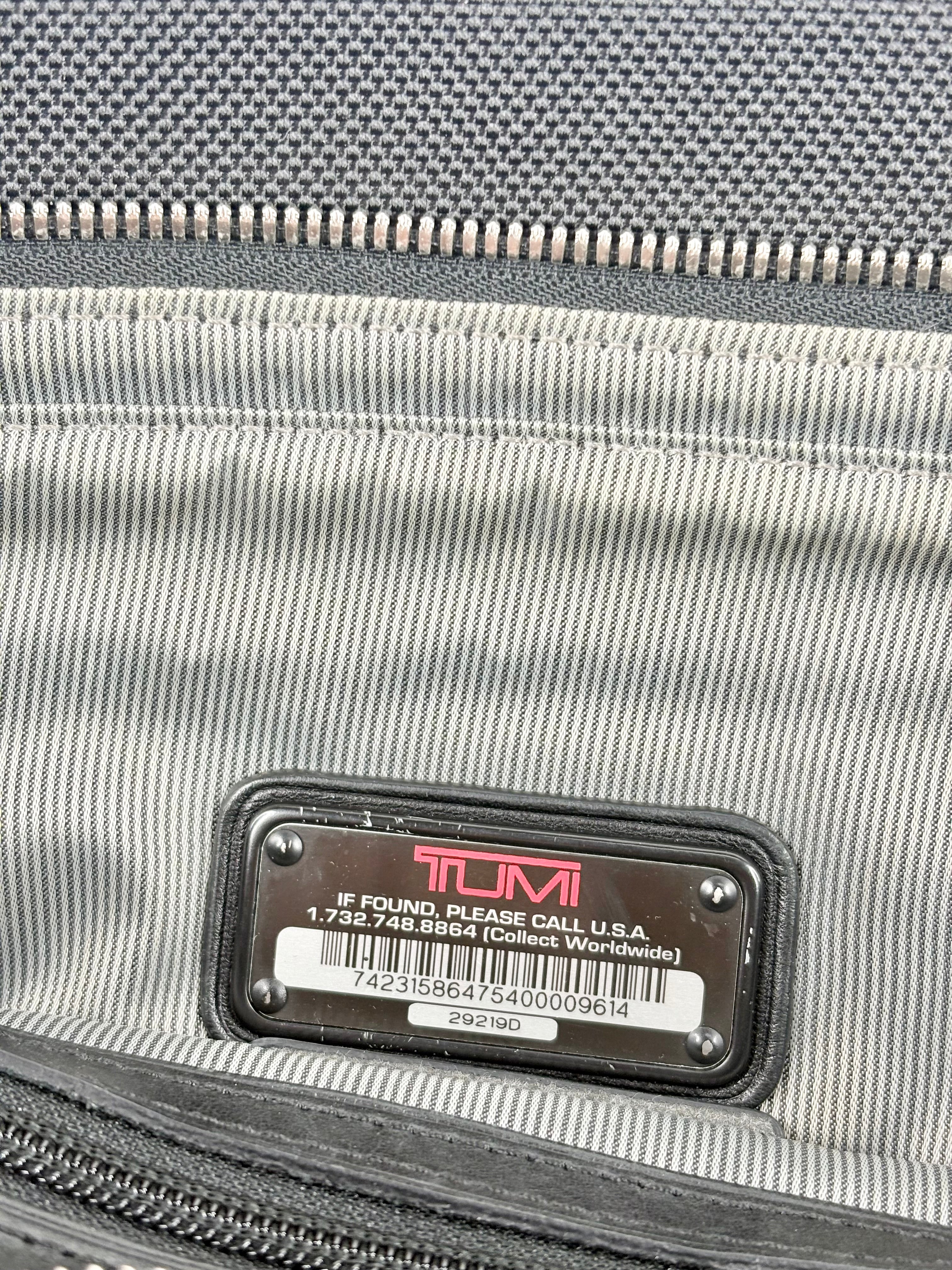 Tumi Black Leather & Mesh Combo Messenger Briefcase