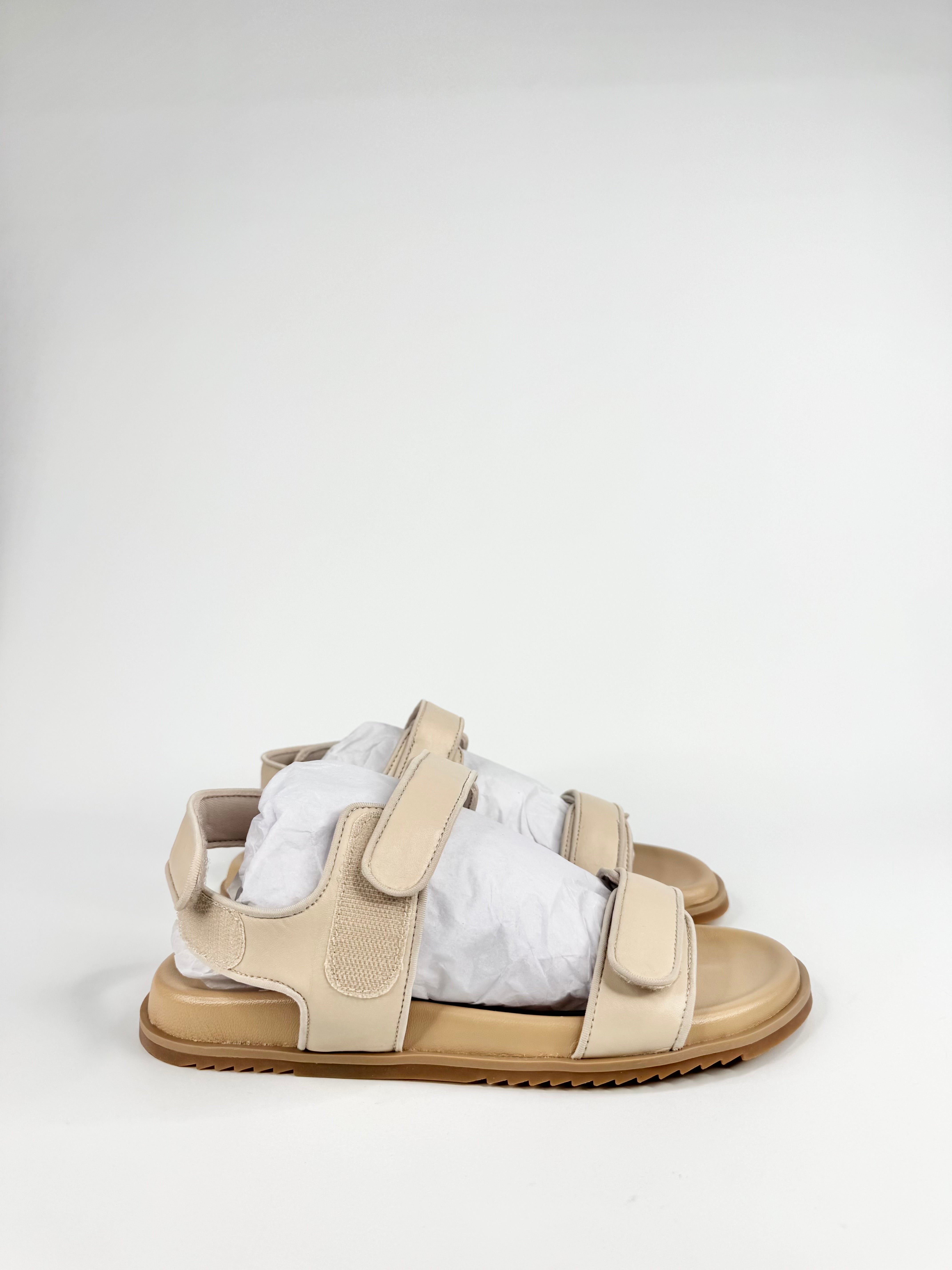 Isabella Anselmi 'Vintage Cream Leather Casual Sandals' NWT - EU39