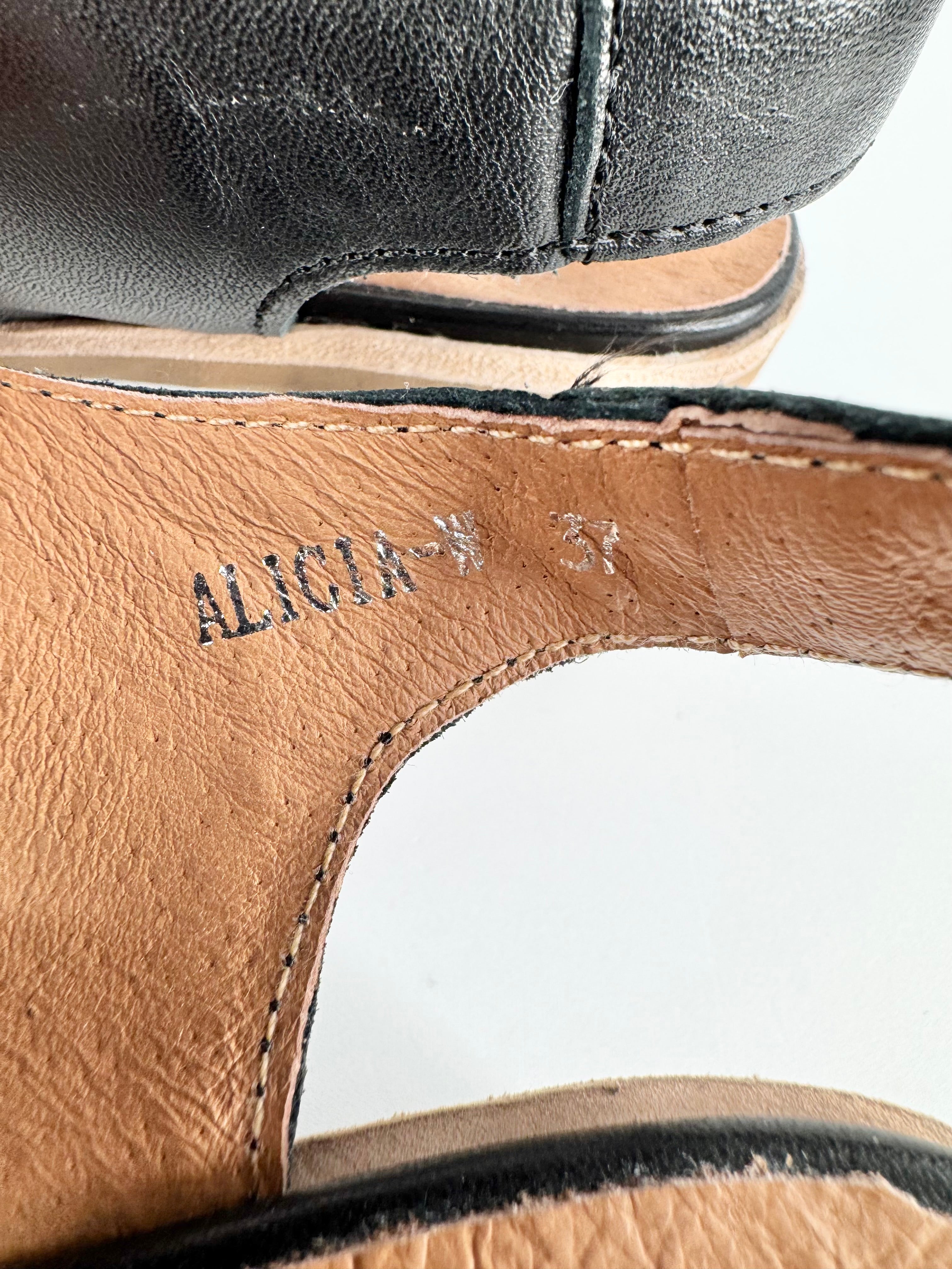 Alfie & Evie Black Gold Buckle Block Heels - EU37