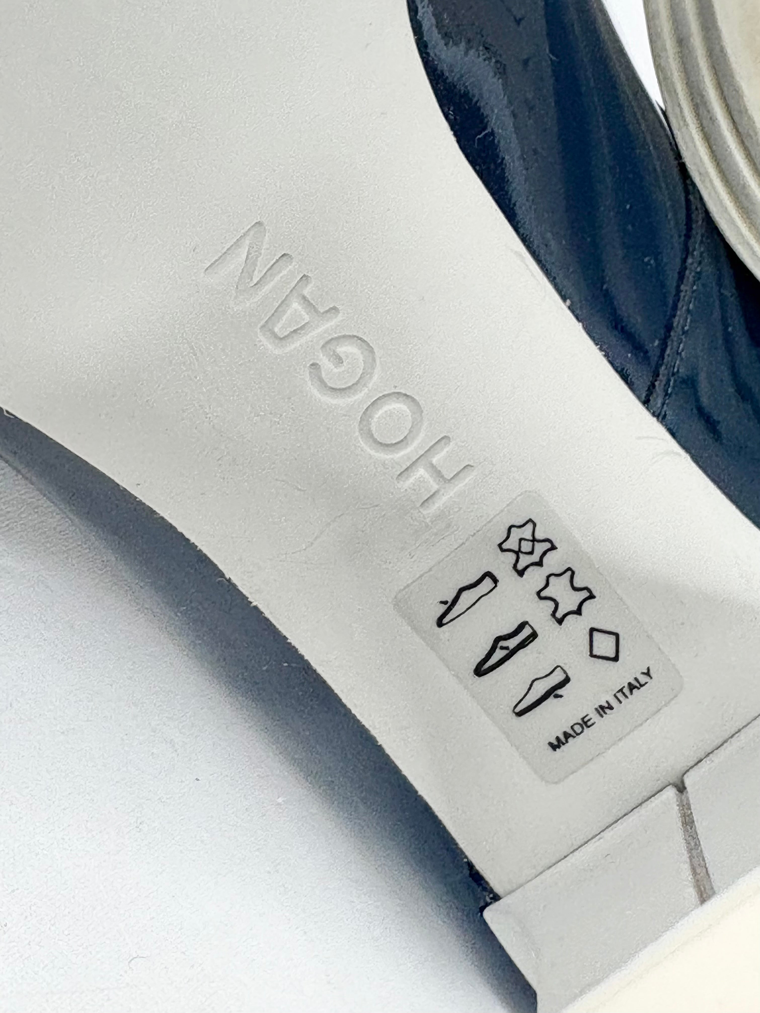 Hogan Patent Dark Blue Leather Pumps - EU39