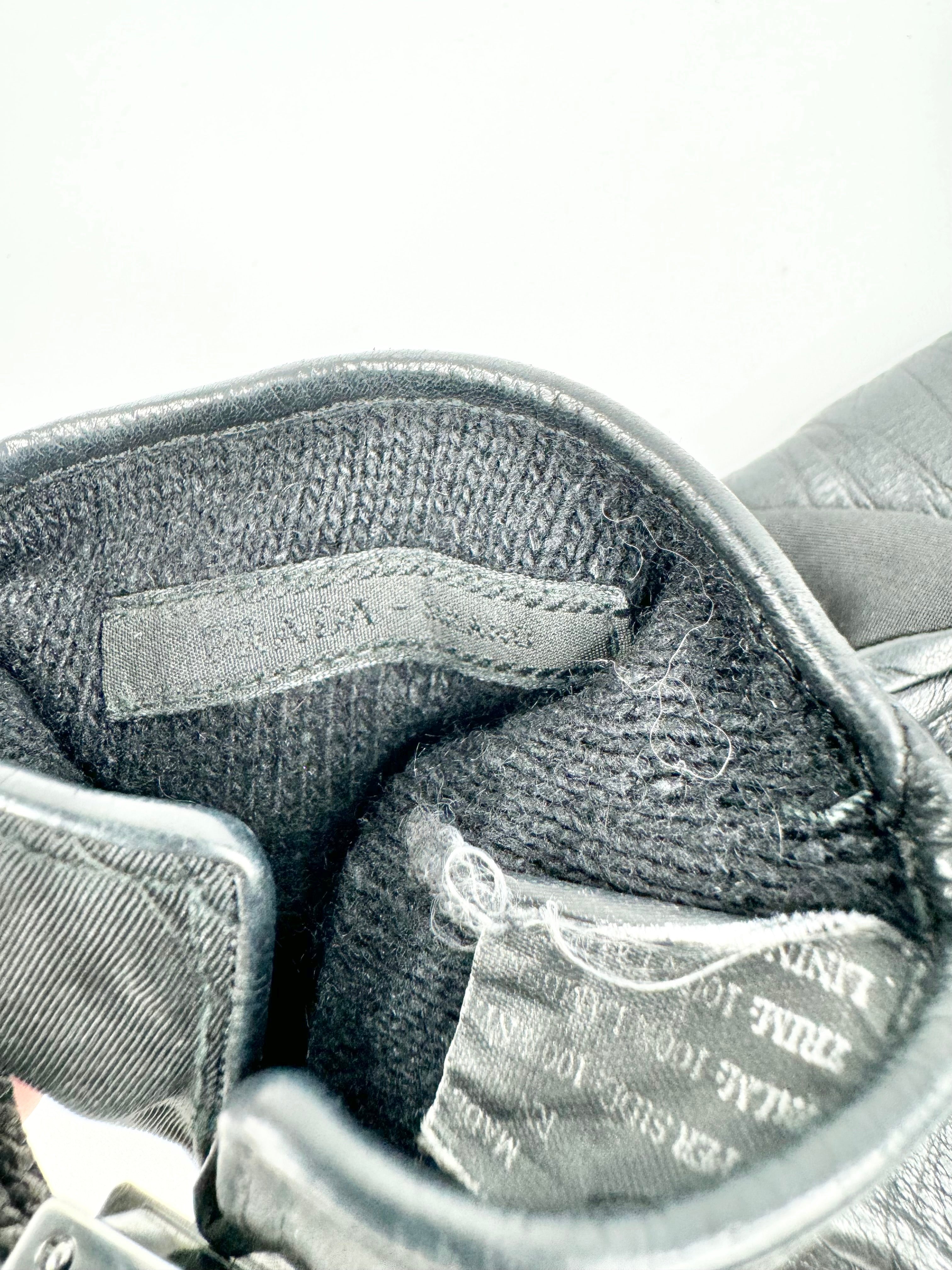 Prada Black Leather Gloves