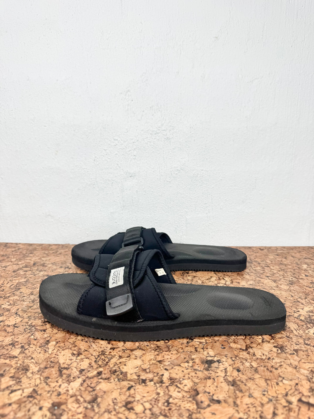 Suicoke Black Technical Slides - EU42