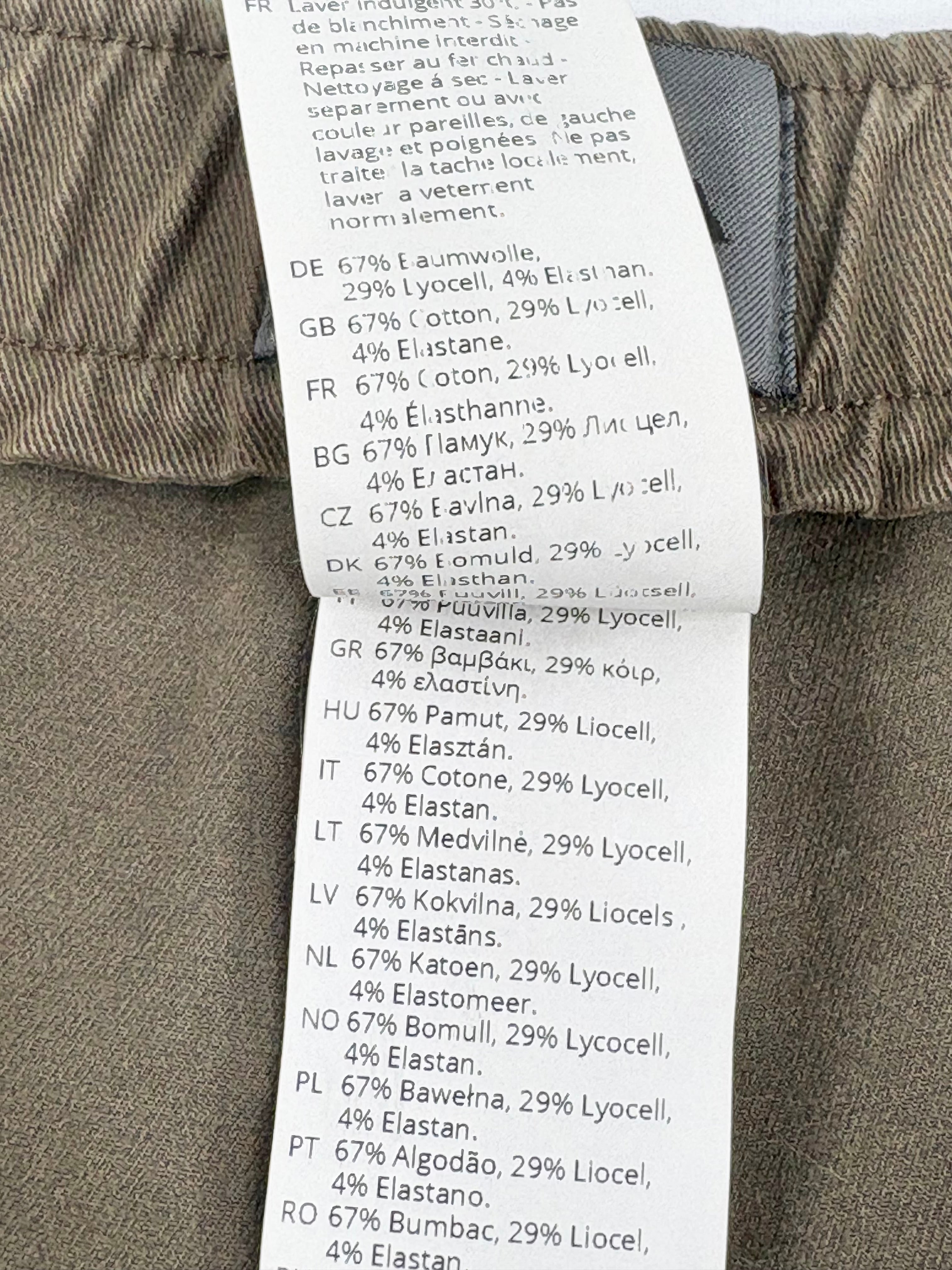 Oska Khaki 917 Relaxed Fit Pants - AU18/20