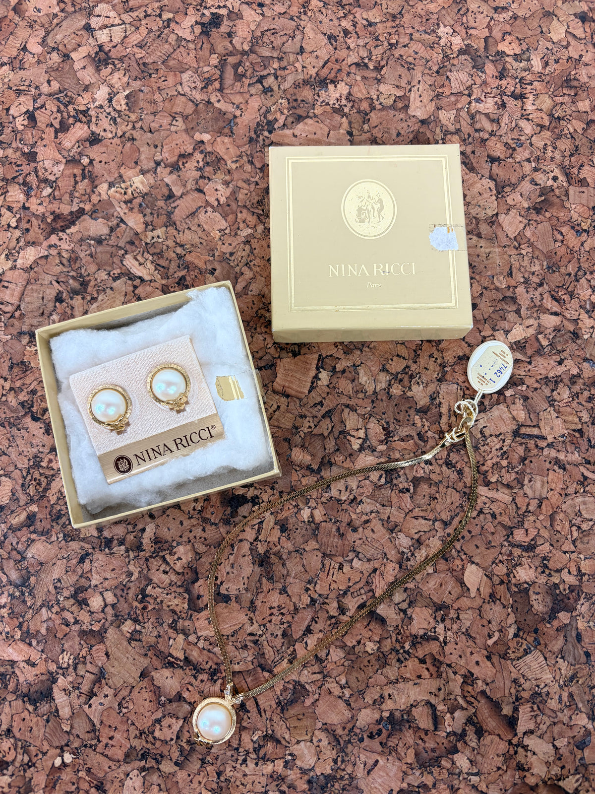 Vintage Nina Ricci Gold Tone Jewellery Set