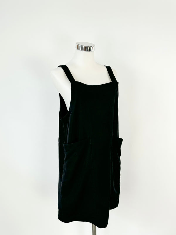 Alpha 60 Black Smock - AU6