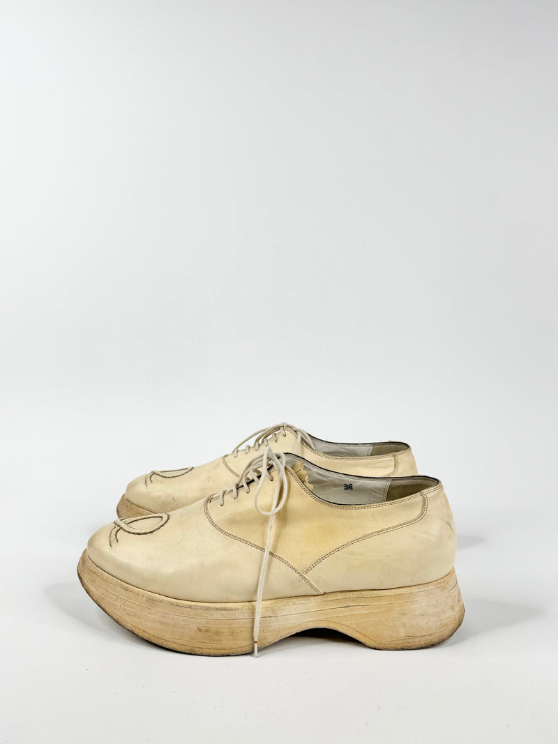 Le Yucca's Cream Platform Lace Ups - EU38