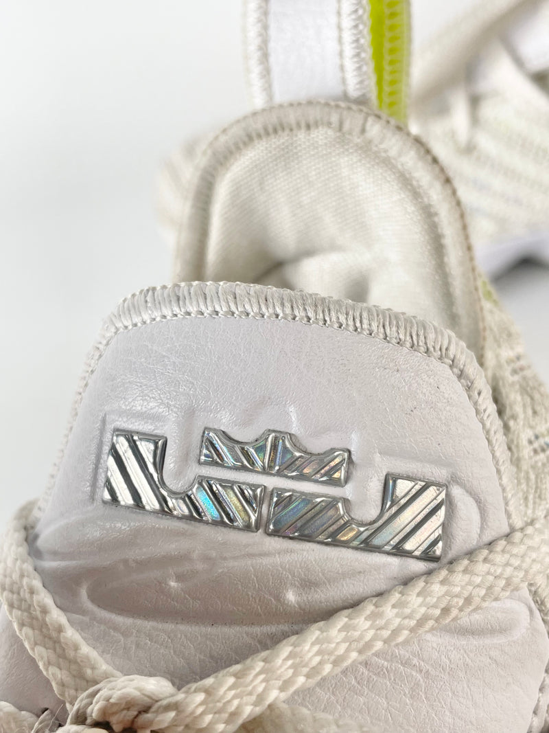 Nike LeBron XVI 'Buzz Lightyear' Kids Sneakers - 5Y