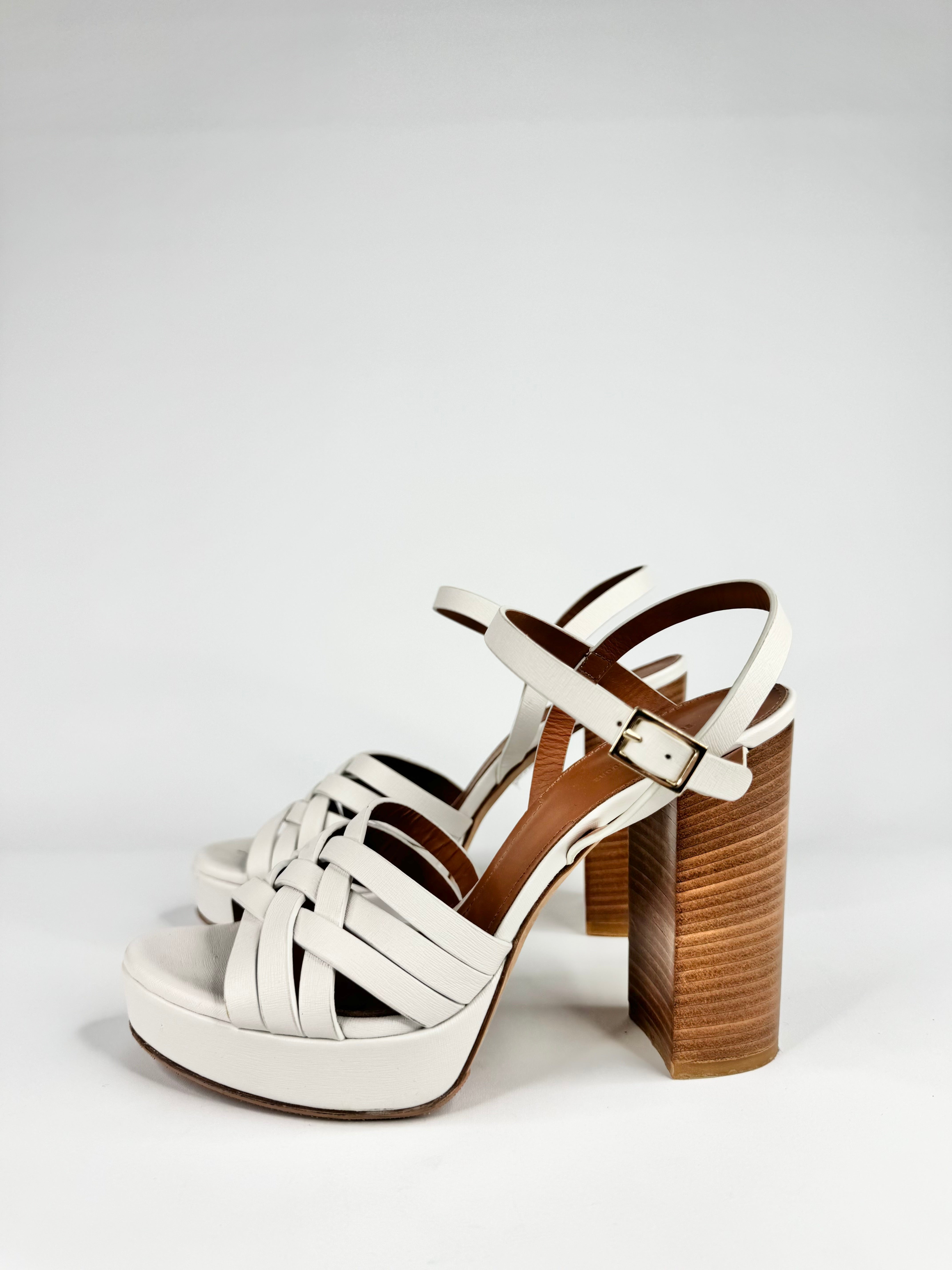 Scanlan Theodore White Strappy Platform Pumps - EU38