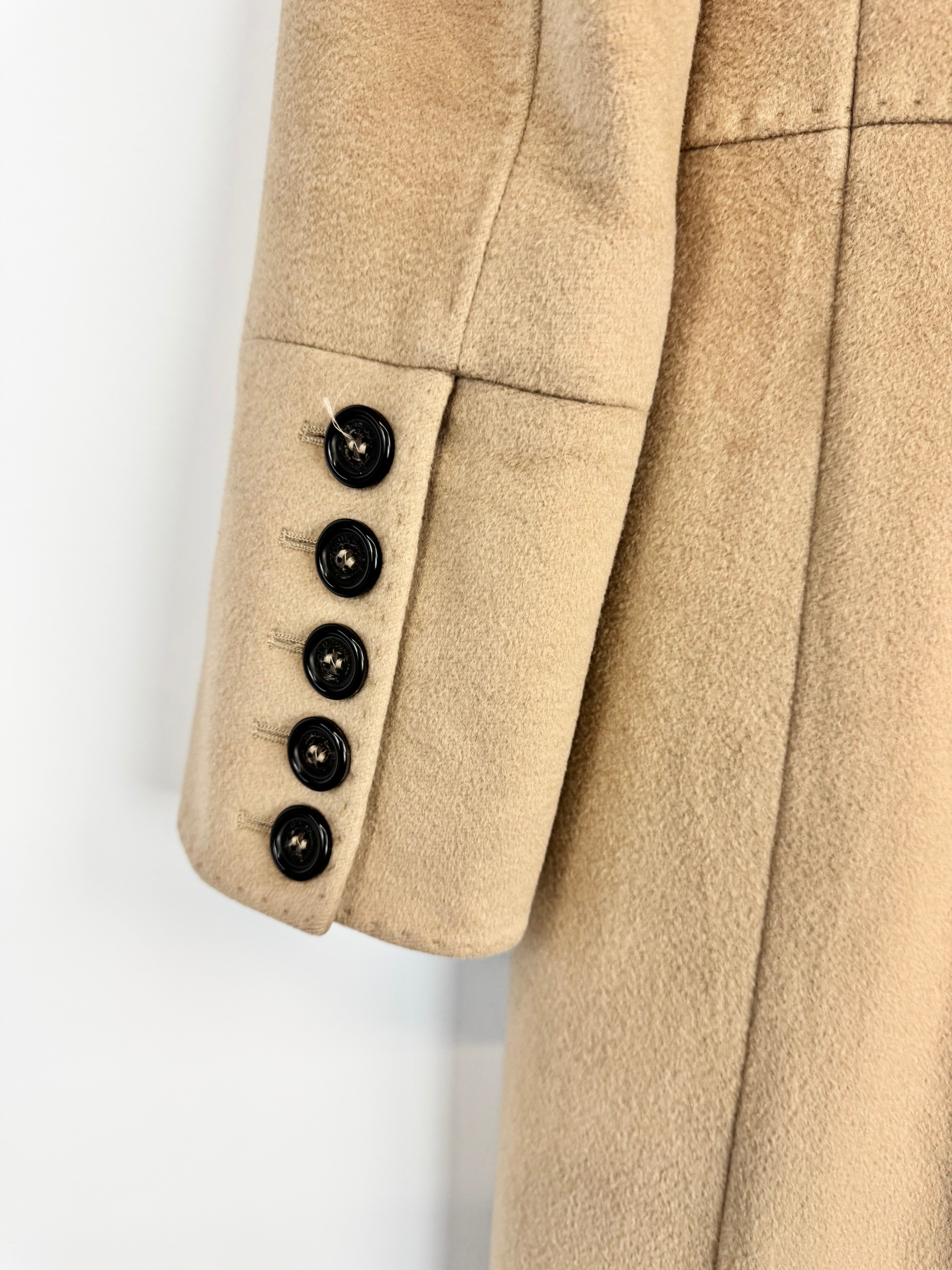 Burberry Beige Wool Coat - AU8