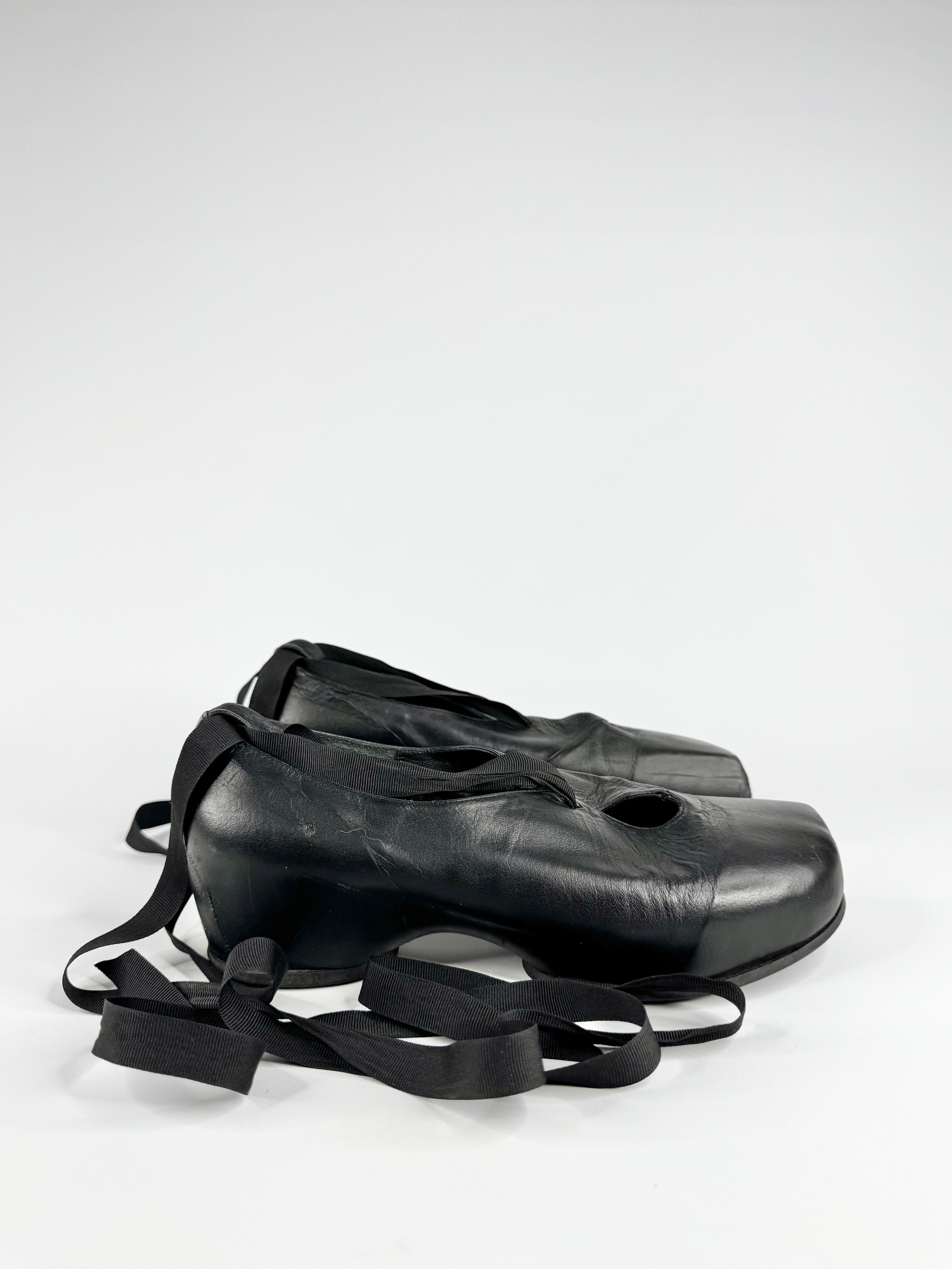 Preston Zly Black Lace Up Shoes - EU39/40