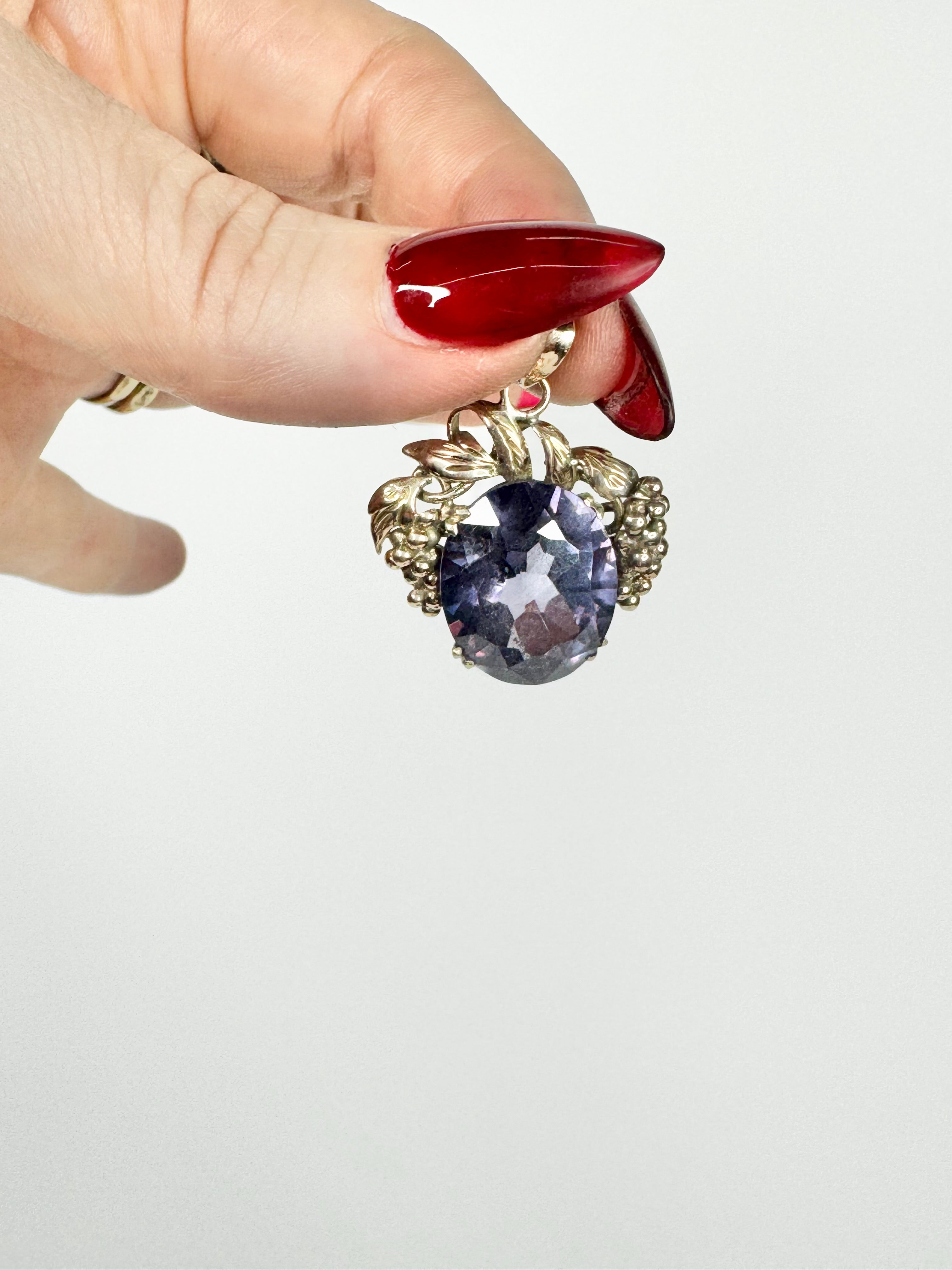 14ct Gold Grape Pattern Pendant