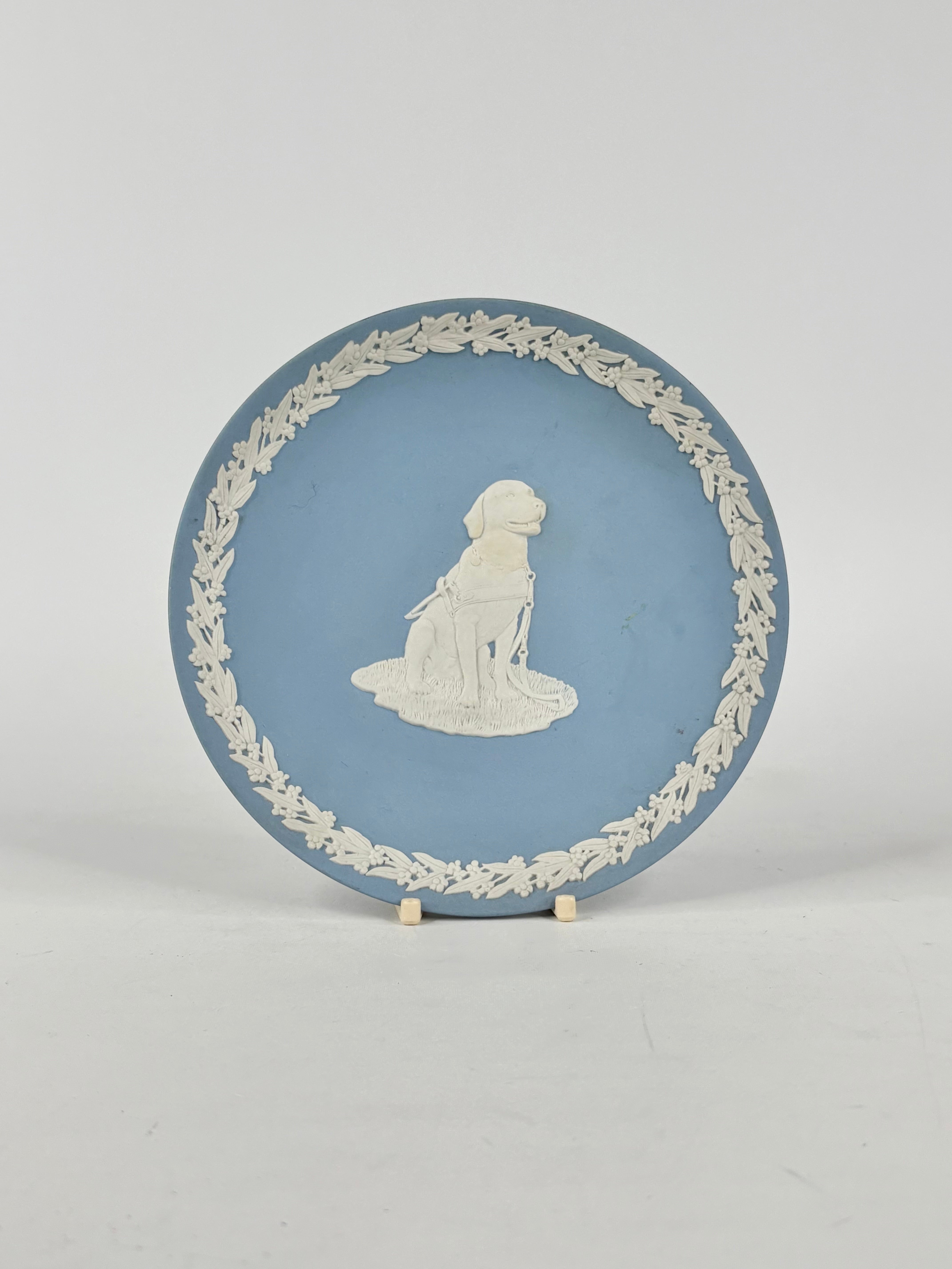 Wedgwood Royal Guide Dogs of Australia Commemorative Jasperware Plate