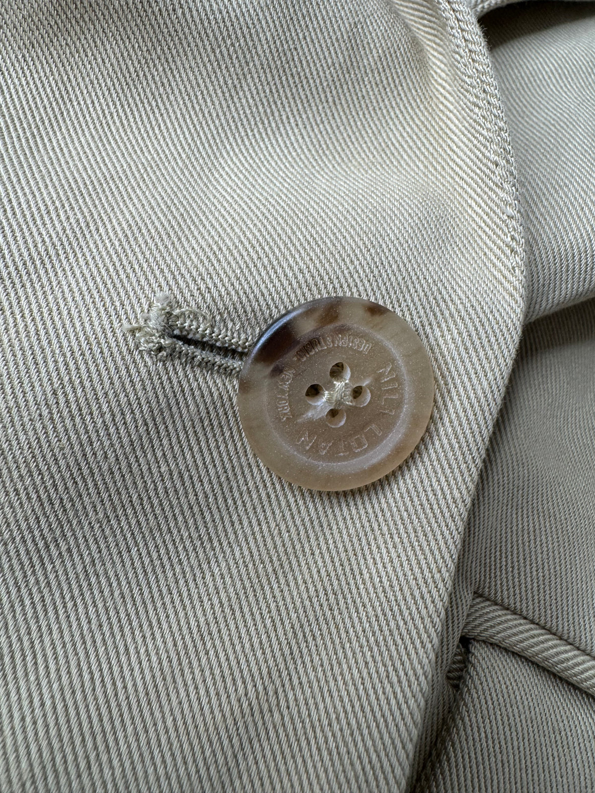 Nili Lotan Fitted Wheaten Blazer - AU10