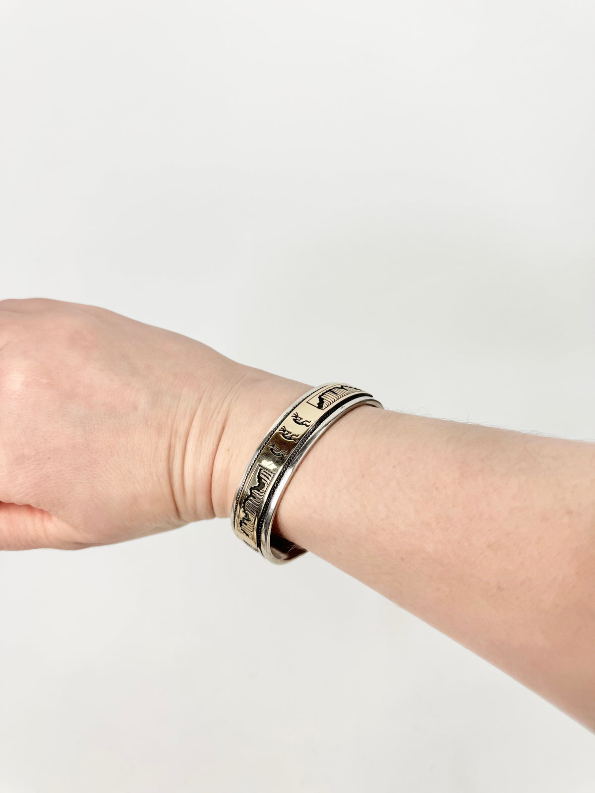 Silver & 14ct Gold Navajo Bangle