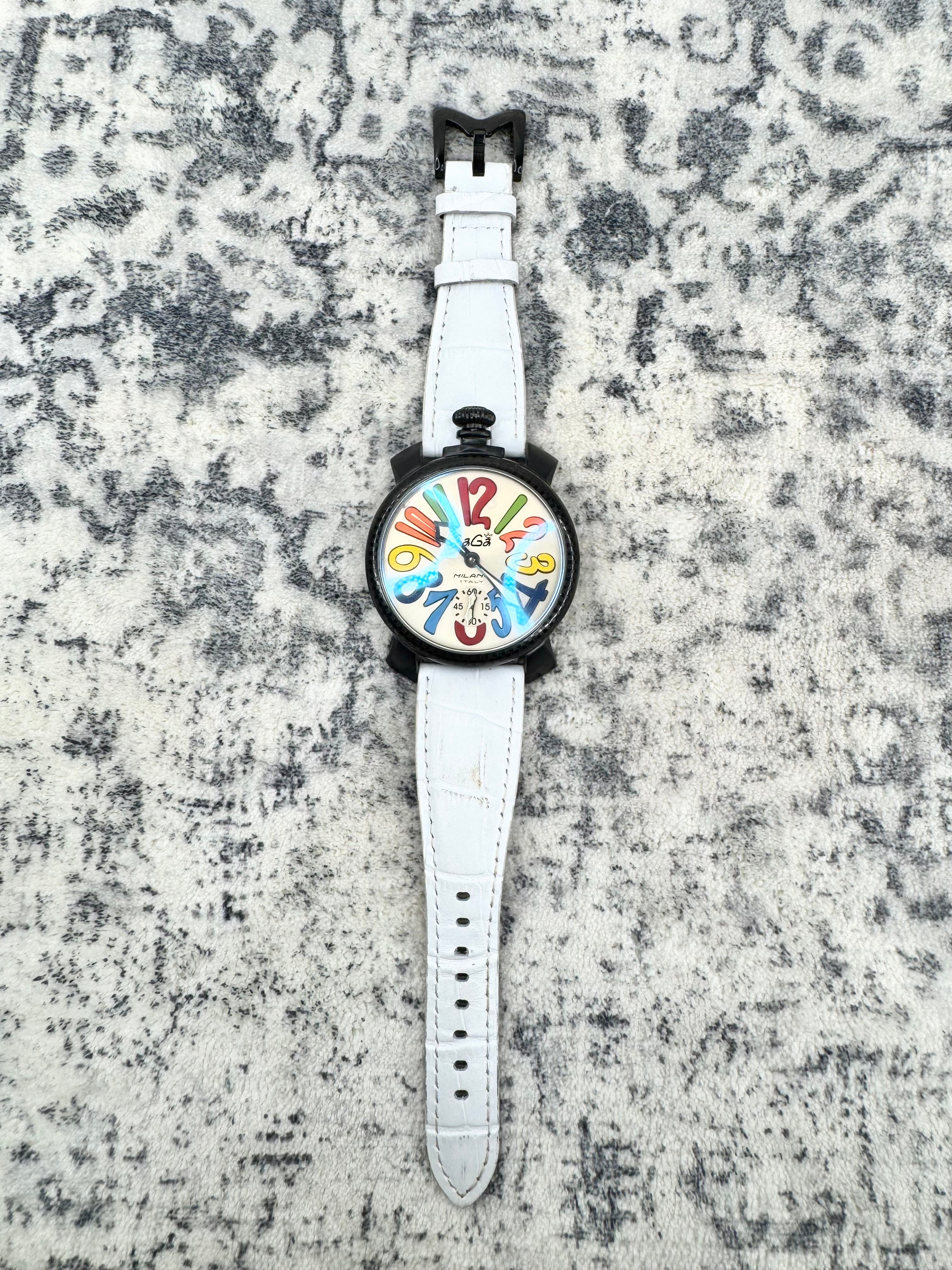 Gaga Milano Italy XL Gold Face Multicolour Numeral Manuale Meccanico Watch