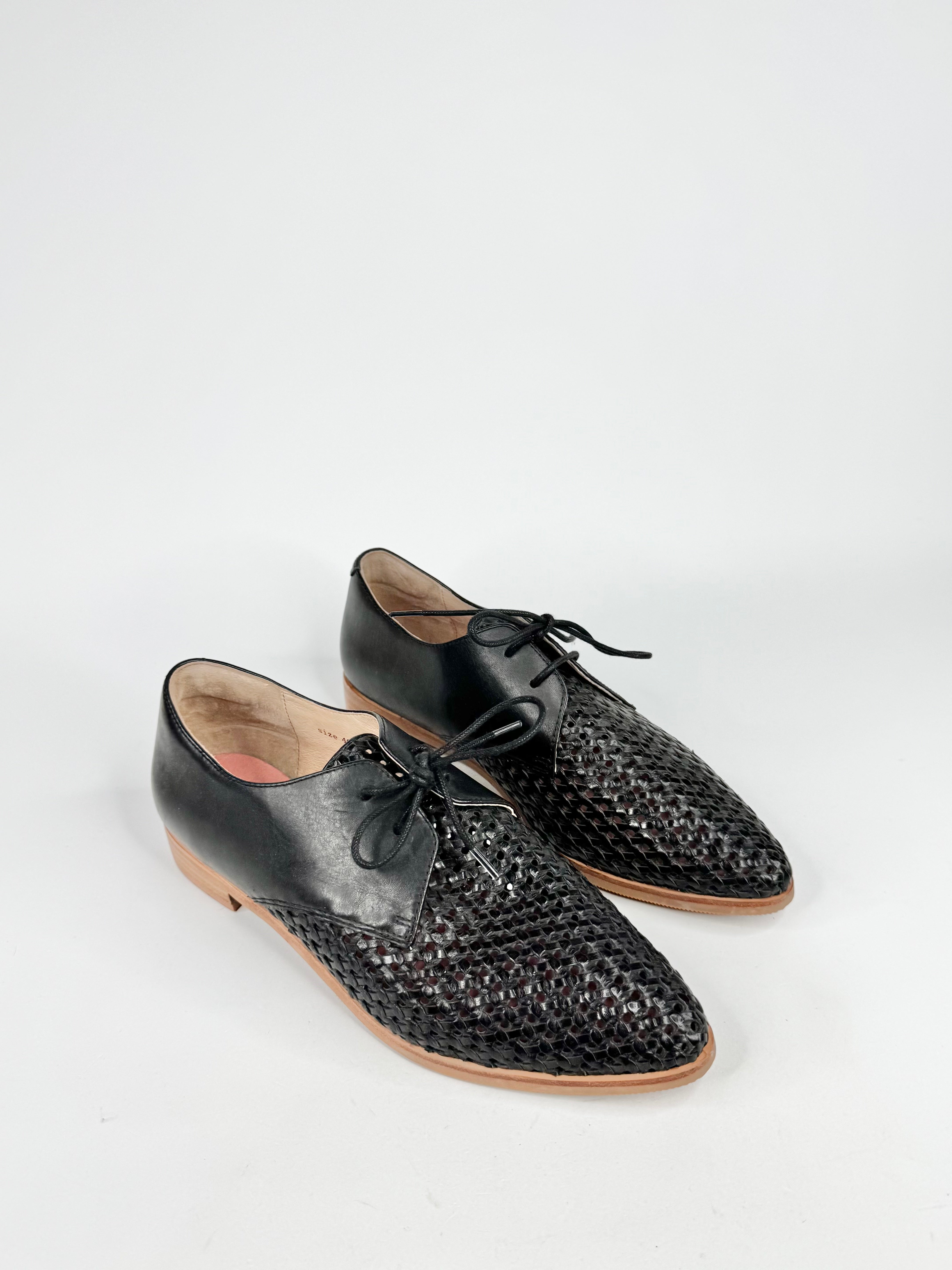 Bared Black Woven Leather Lace Ups - EU40