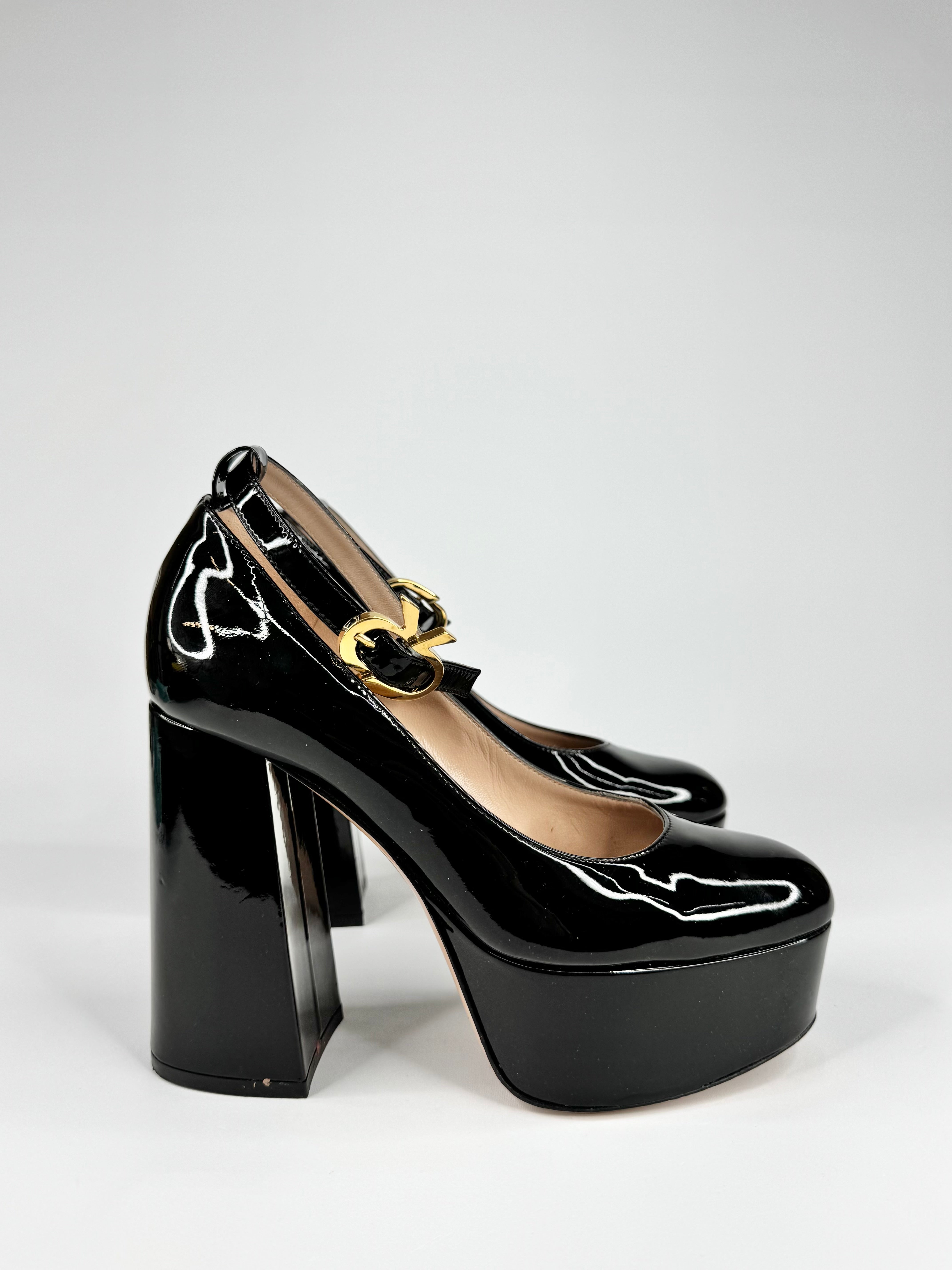 Gianvito Rossi Black Patent Leather 'Manila' Vernice Pumps - EU35