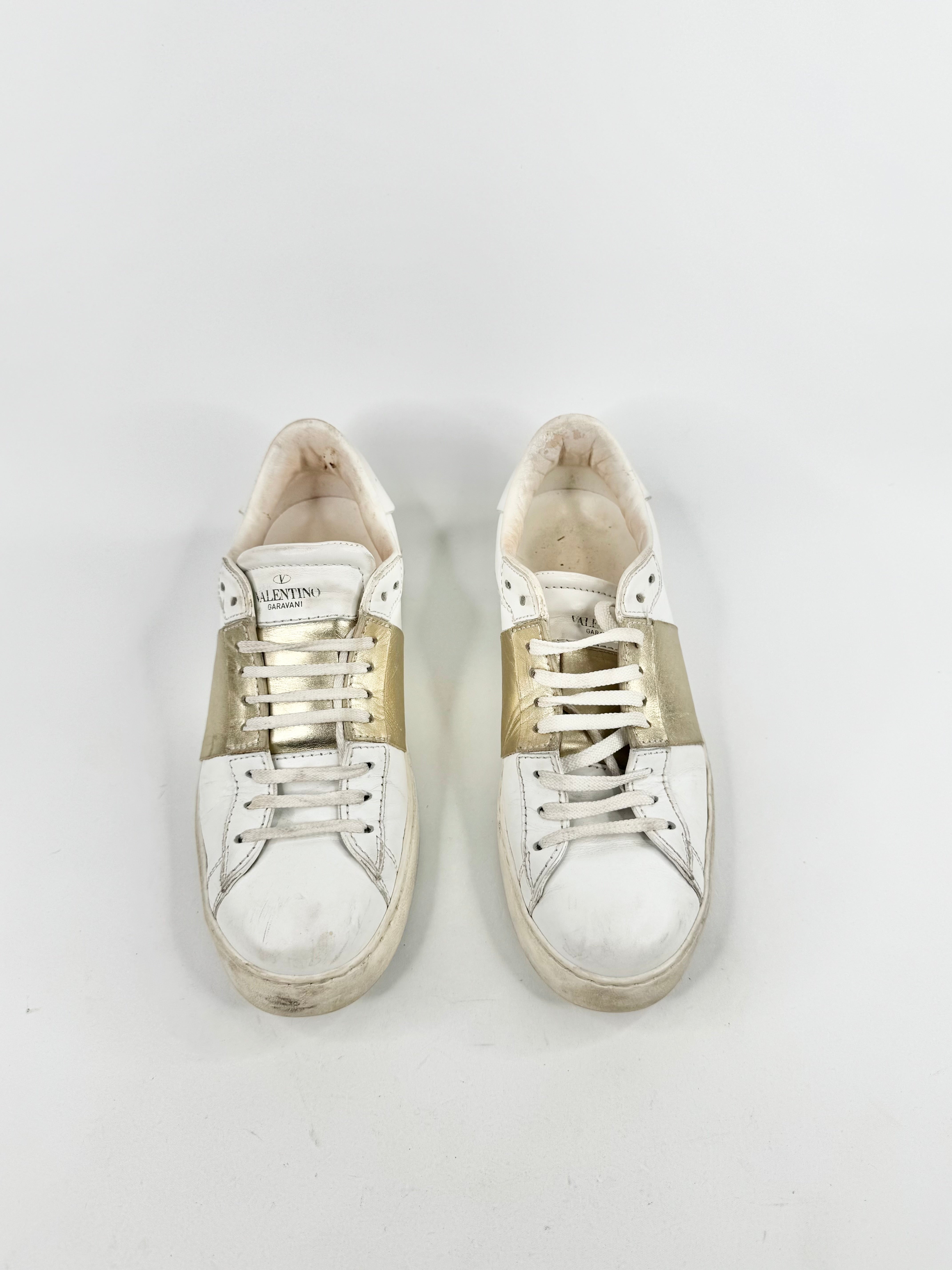 Valentino Garavani White Sneakers - 9