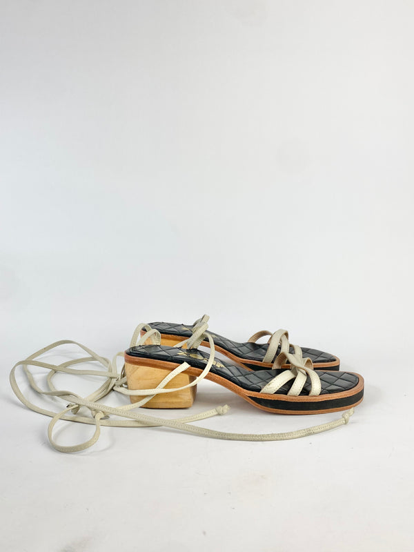 Zomp Off White Strap Sandals - 7