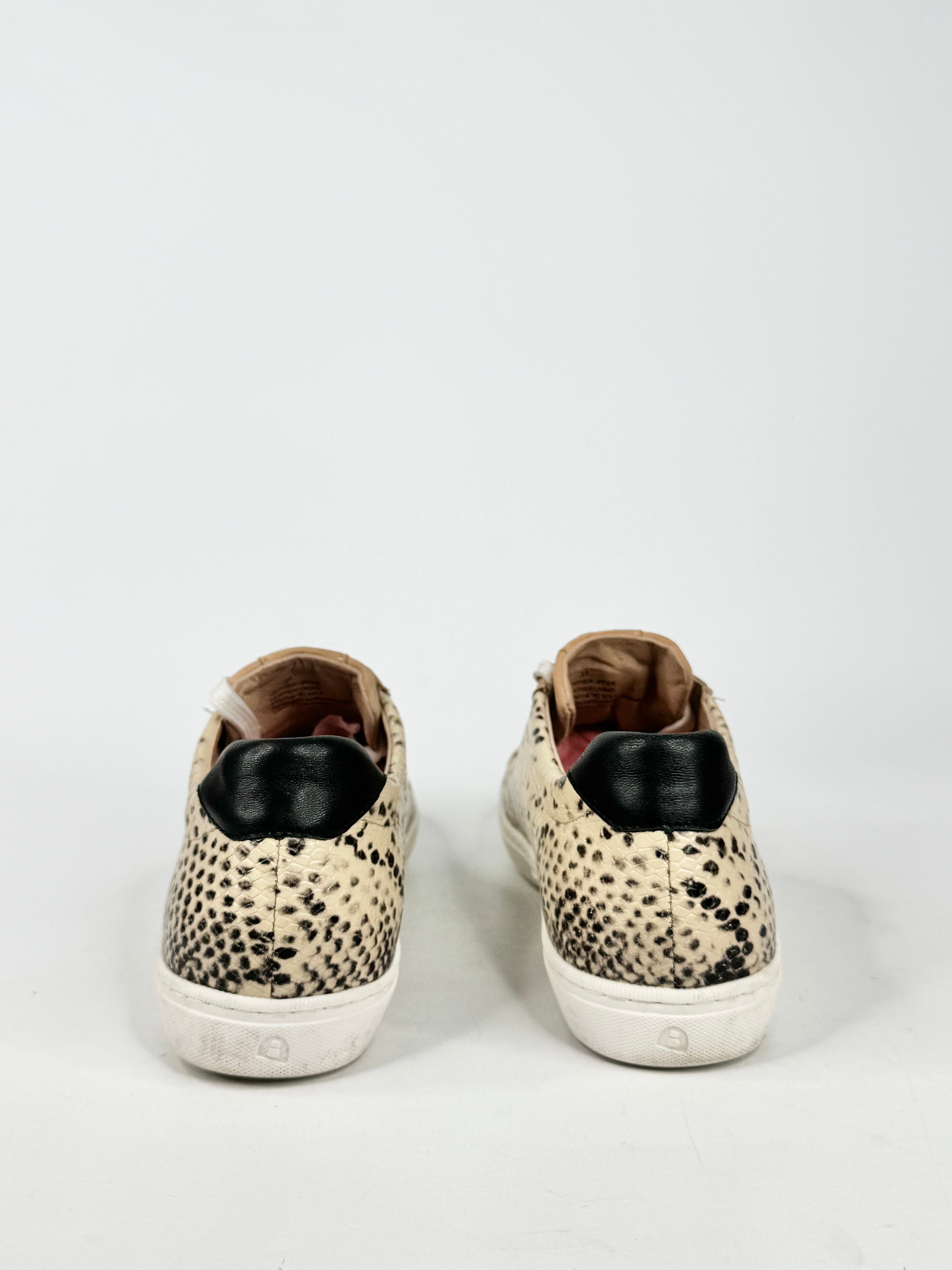 Bared Snakeskin Embossed Tan & Cream Lace Ups - EU37