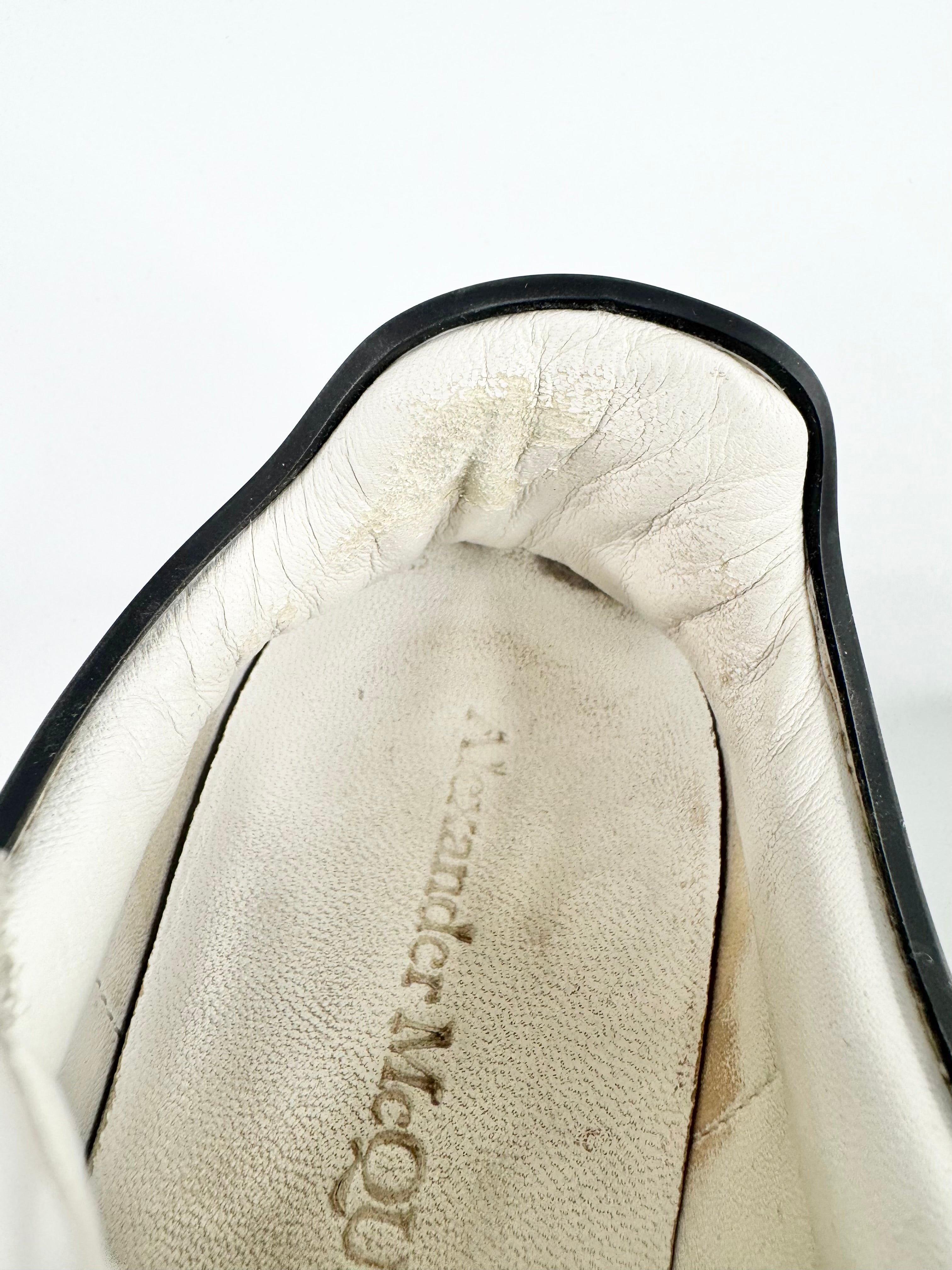 Alexander McQueen White Oversized 'Larry' Oversized Sneakers - EU37