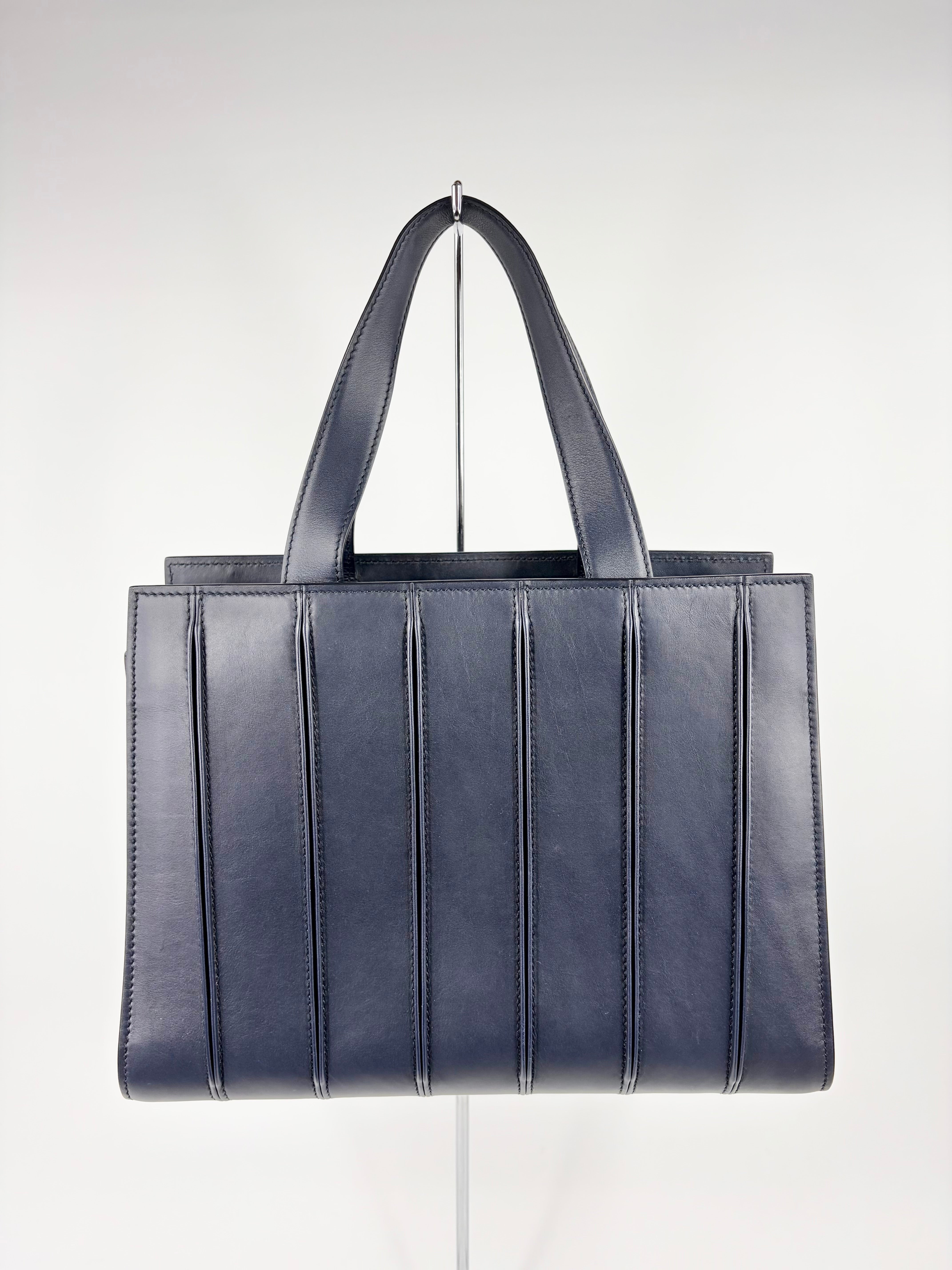 Max Mara Navy Medium 'Whitney' Bag - NWT