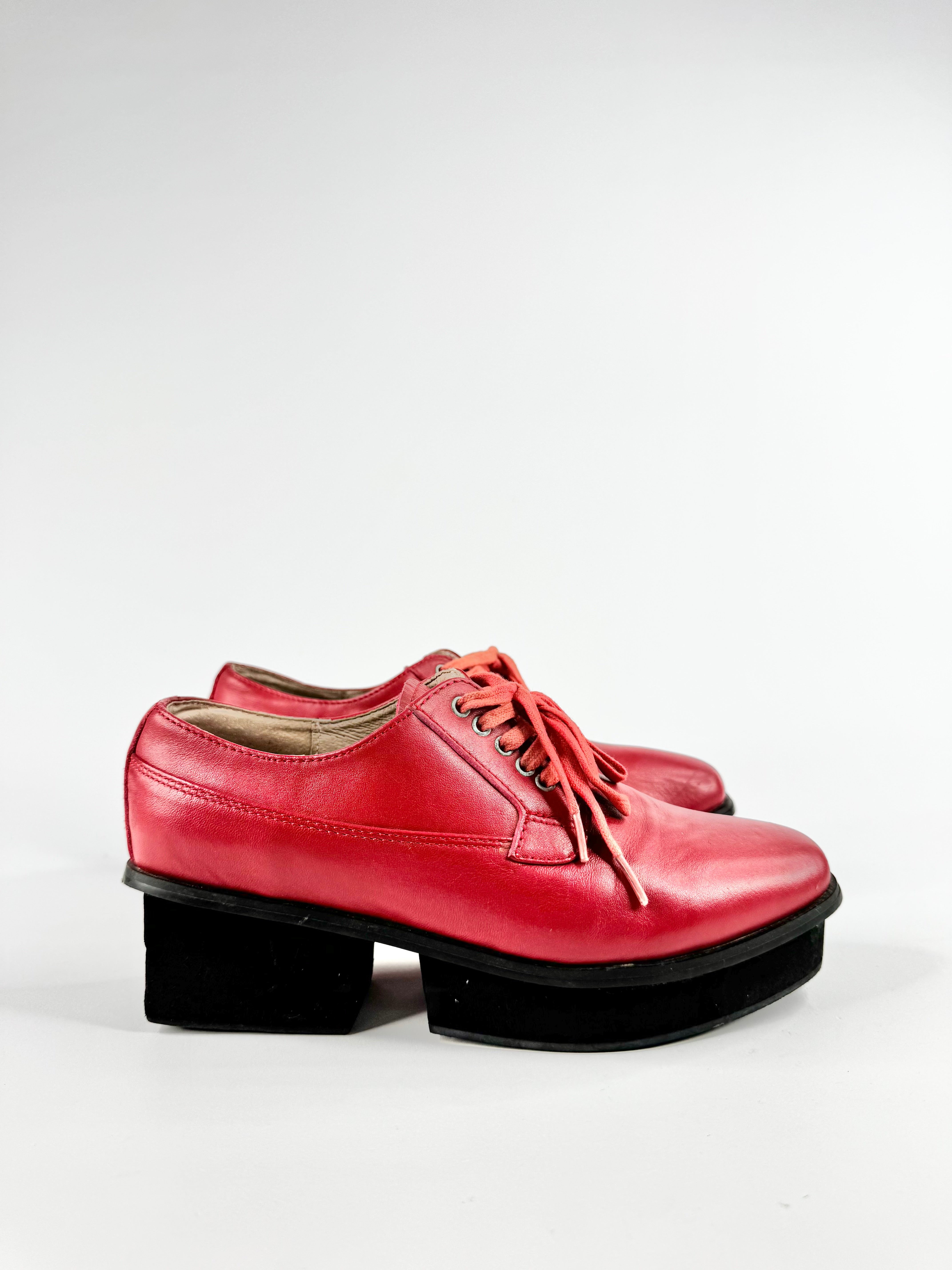 Heaven Please Red Platform Lace Ups - EU36