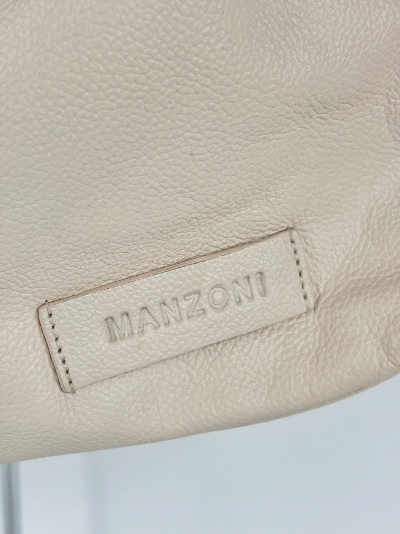 Manzoni Creamy Grained Leather Handbag
