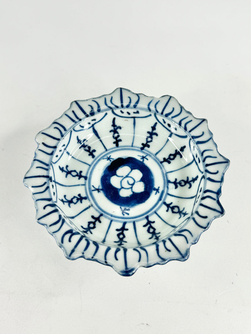 Antique Chinese Blue & White Porcelain Tazza
