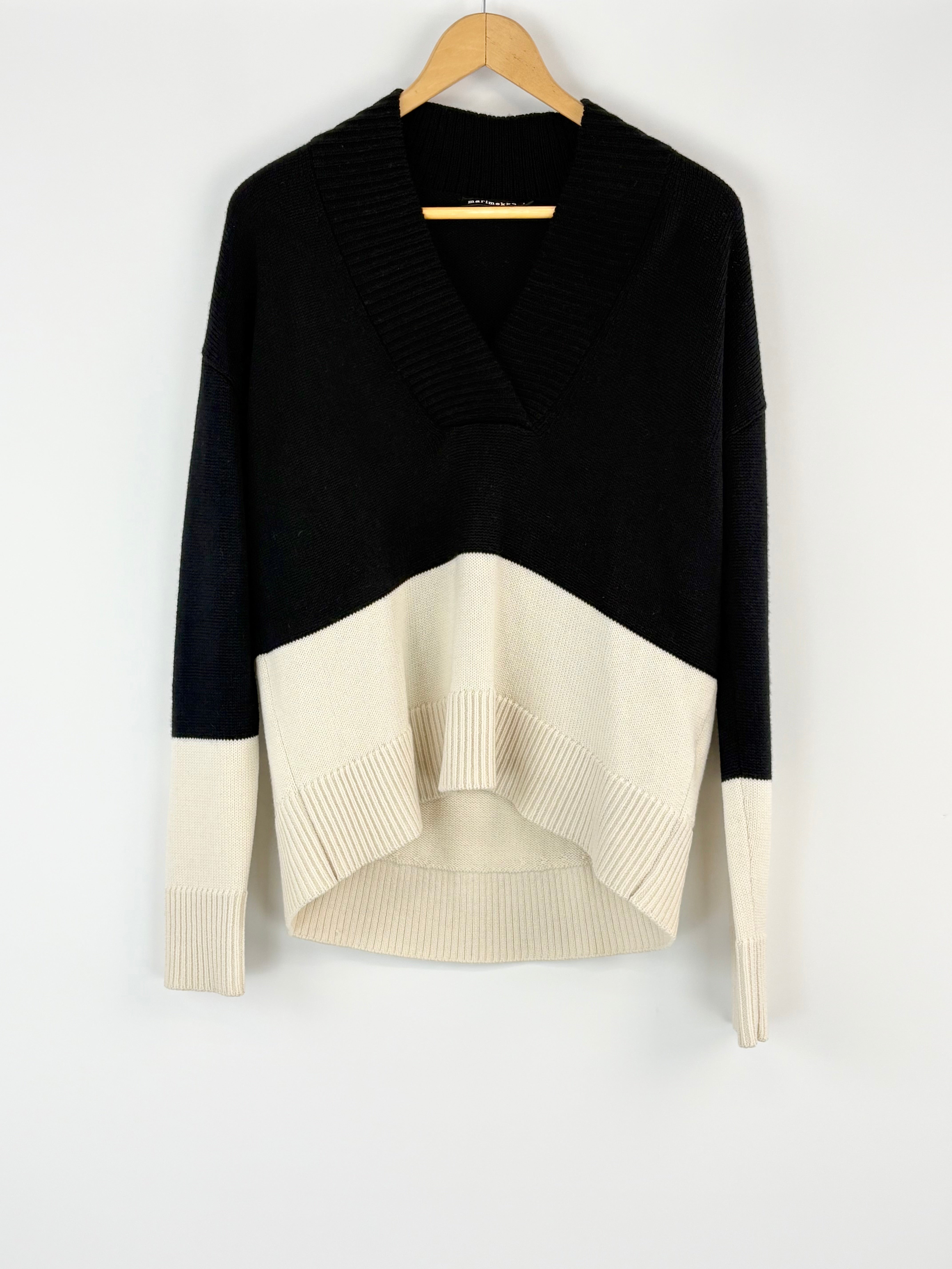 Marimekko Black & White Cropped Knit Jumper - AU6