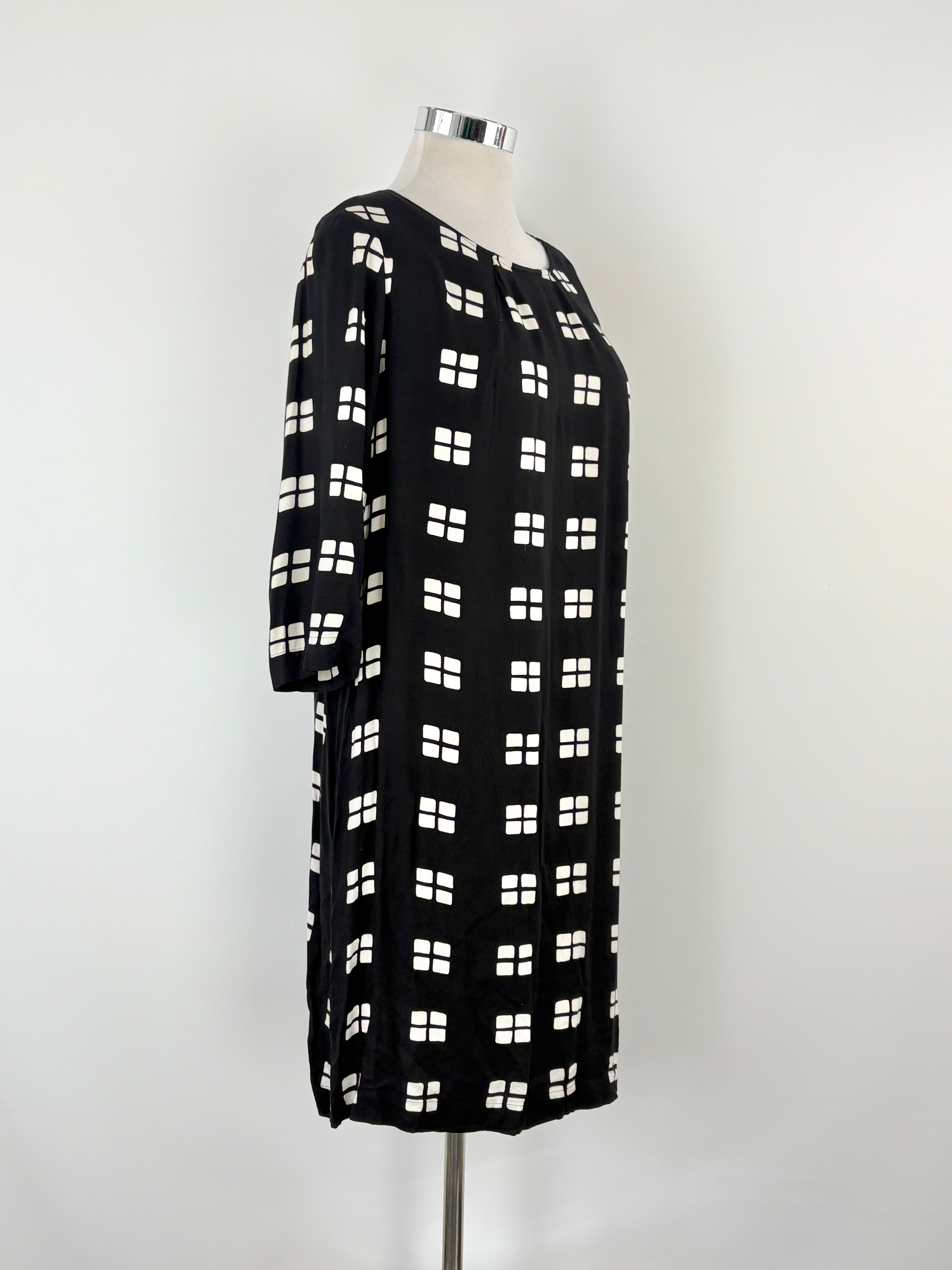 Marimekko Black & White 'Okenni' Shift Dress - AU18/20
