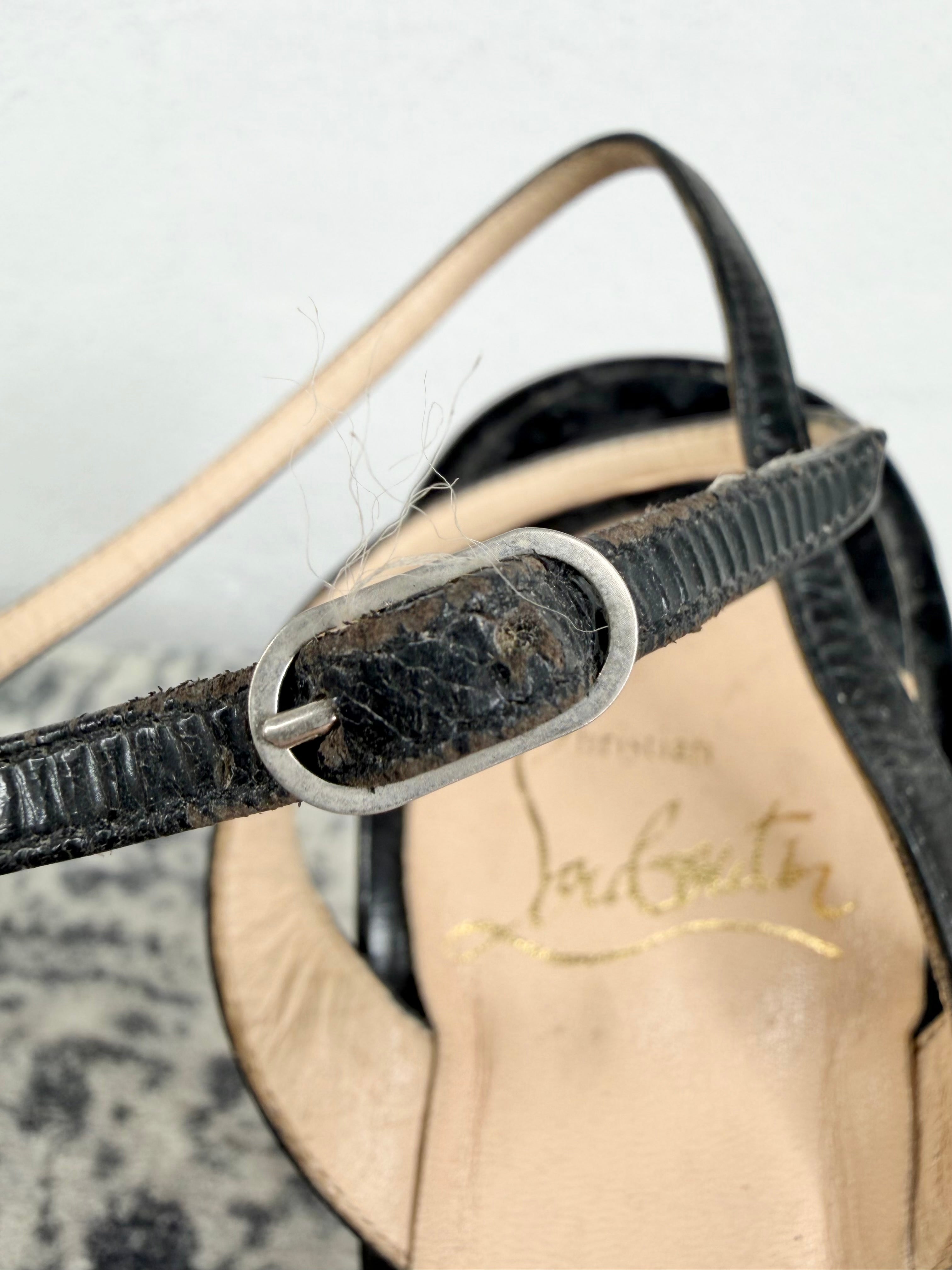 Christian Laboutin Classic Black Slingback Pumps - EU41