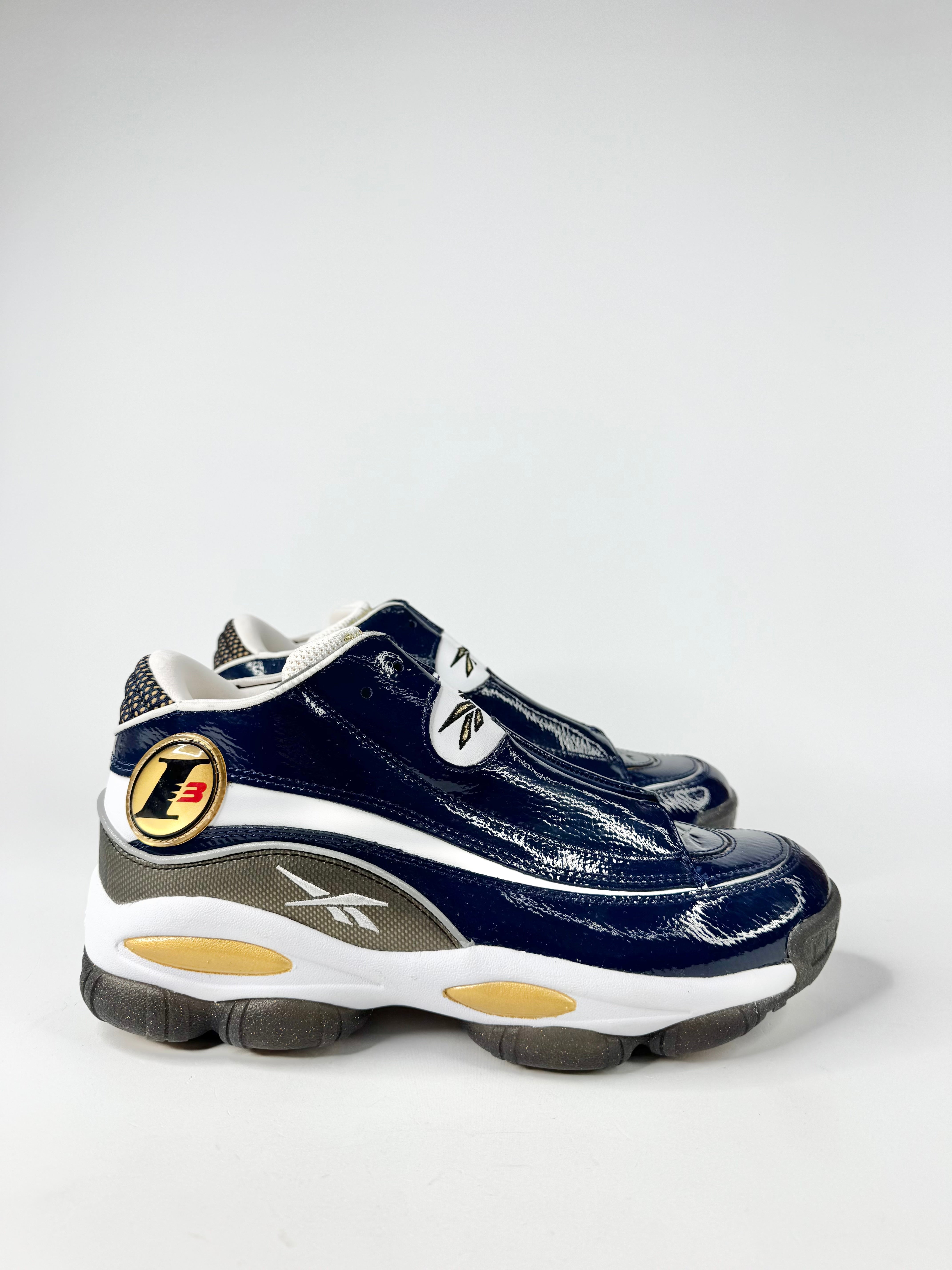 Reebok Navy Blue 'Allen Iverson Tribute' Sneakers - EU43