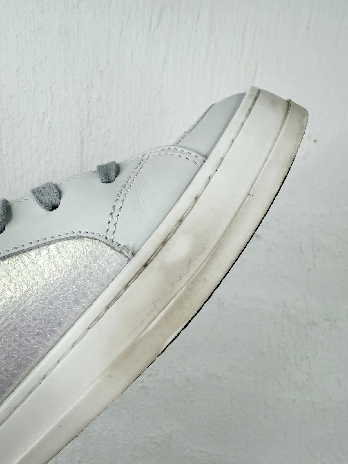 P448 High Top Metallic Sneakers - EU40