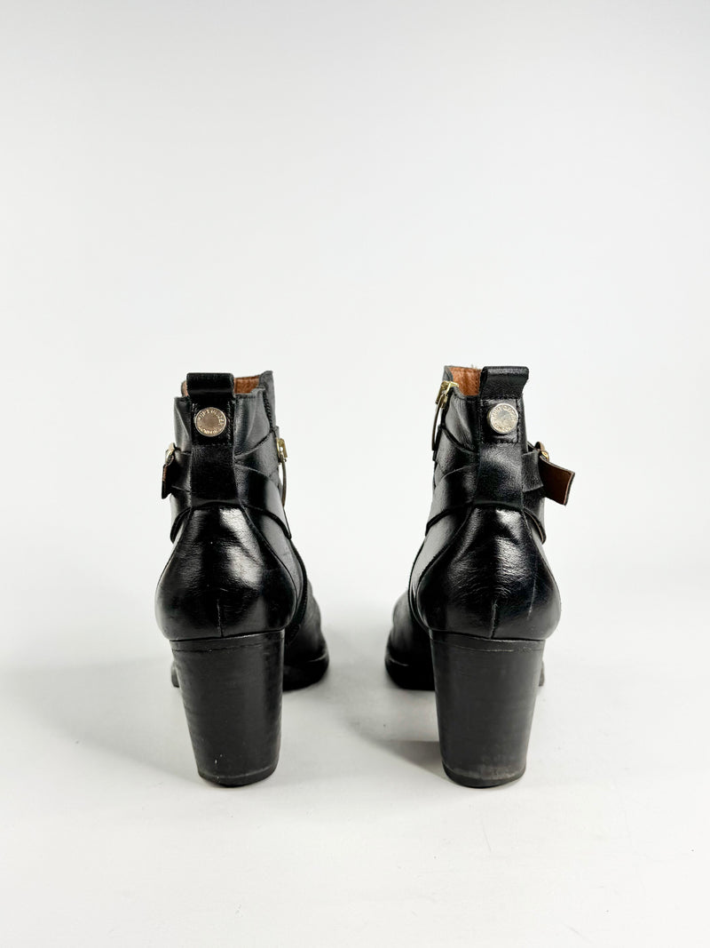 Kurt Geiger 'Sofie' Black Leather Ankle Boots - EU39