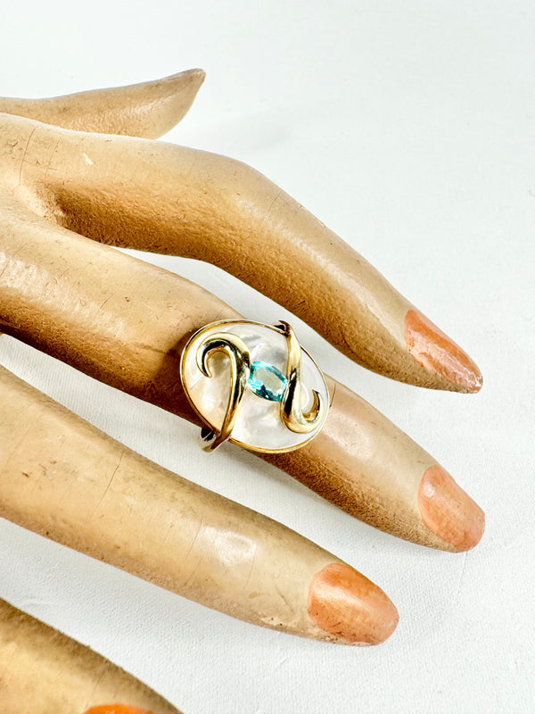 9CT Gold & Mother of Pearl Swirl Ring