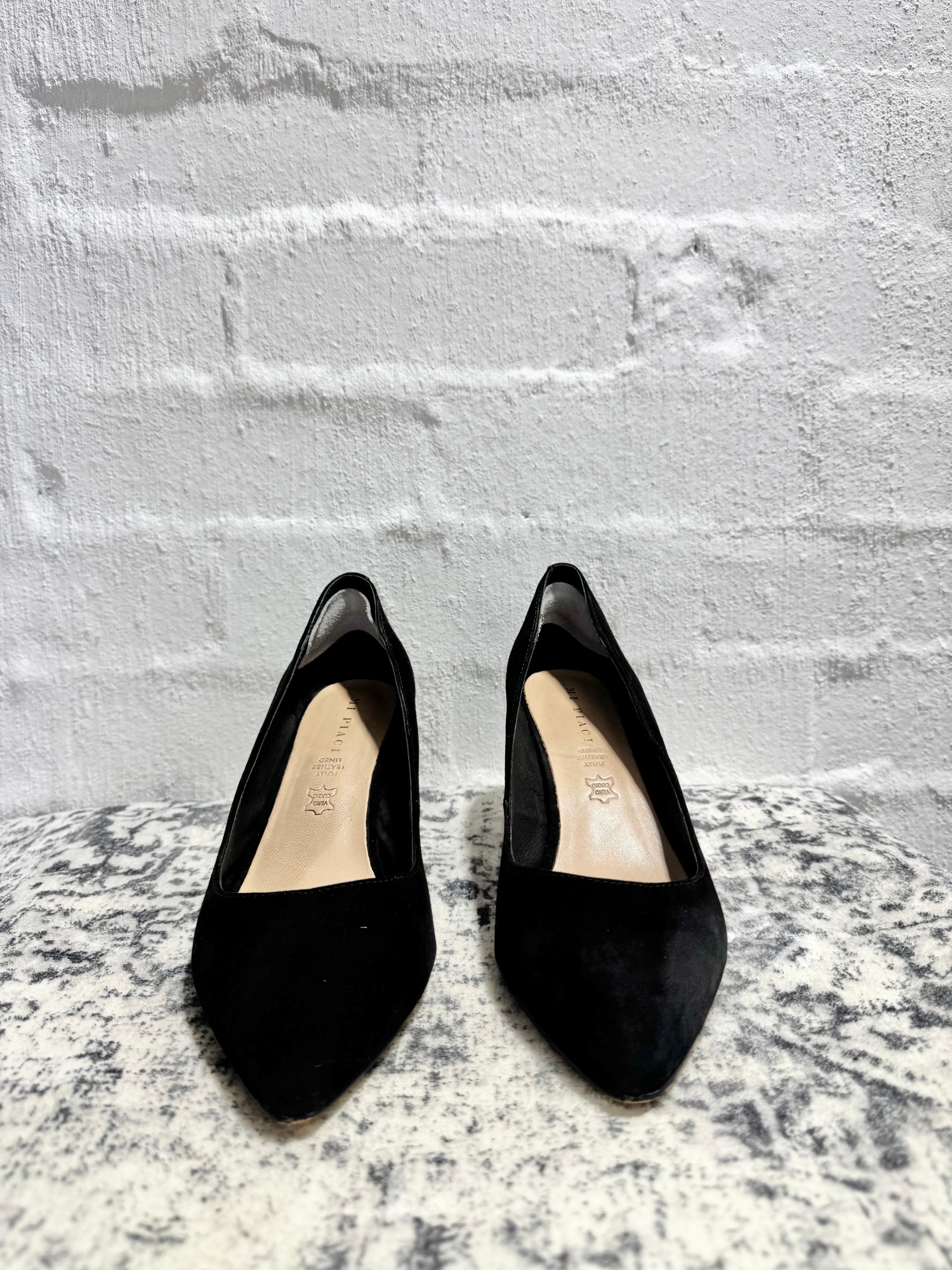 Mi Piaci Black Suede Pointed Toe Block Heel Pumps - EU42