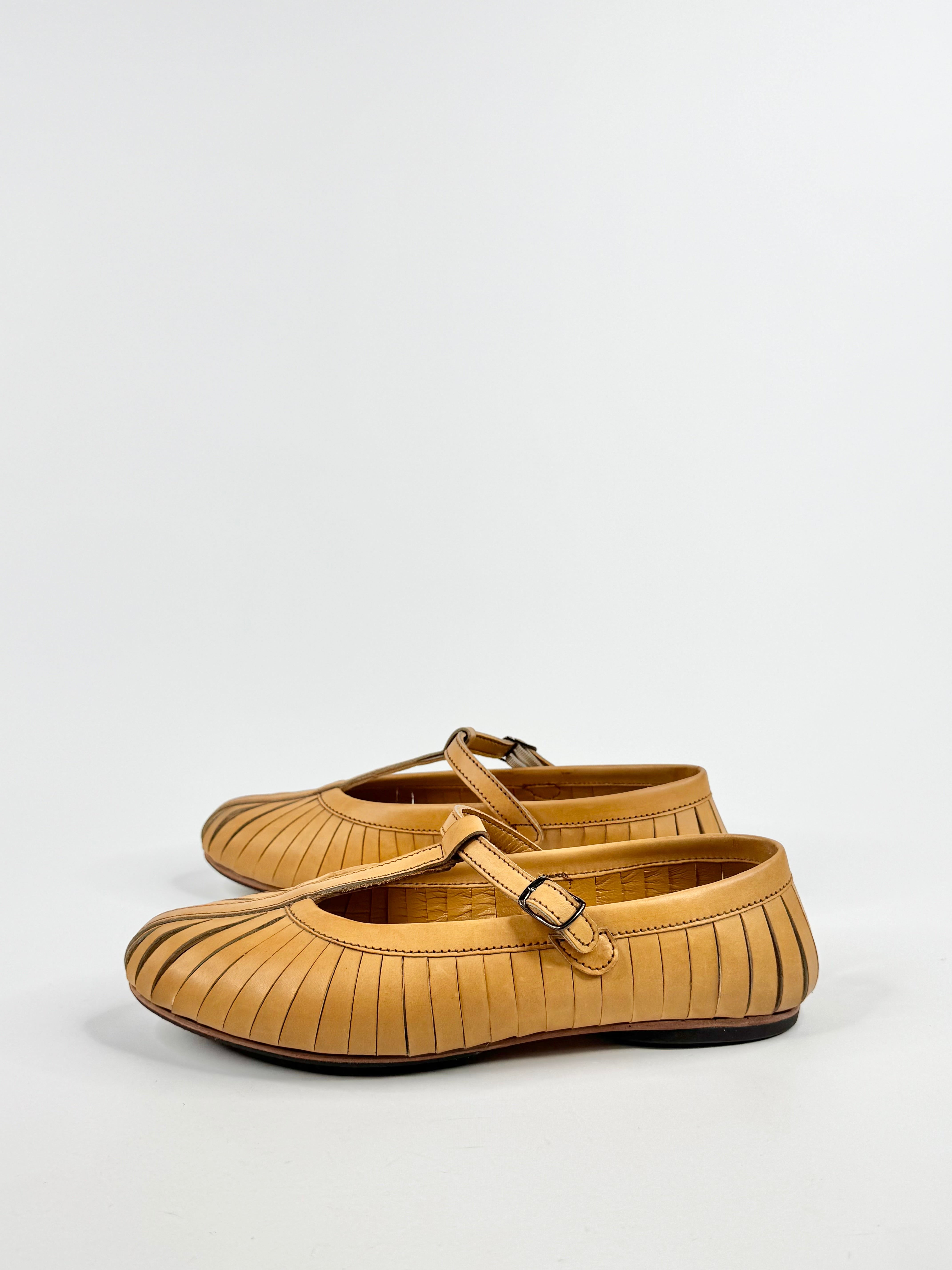 Wootten Handmade 'Birdwood' Sandals NWT - EU39