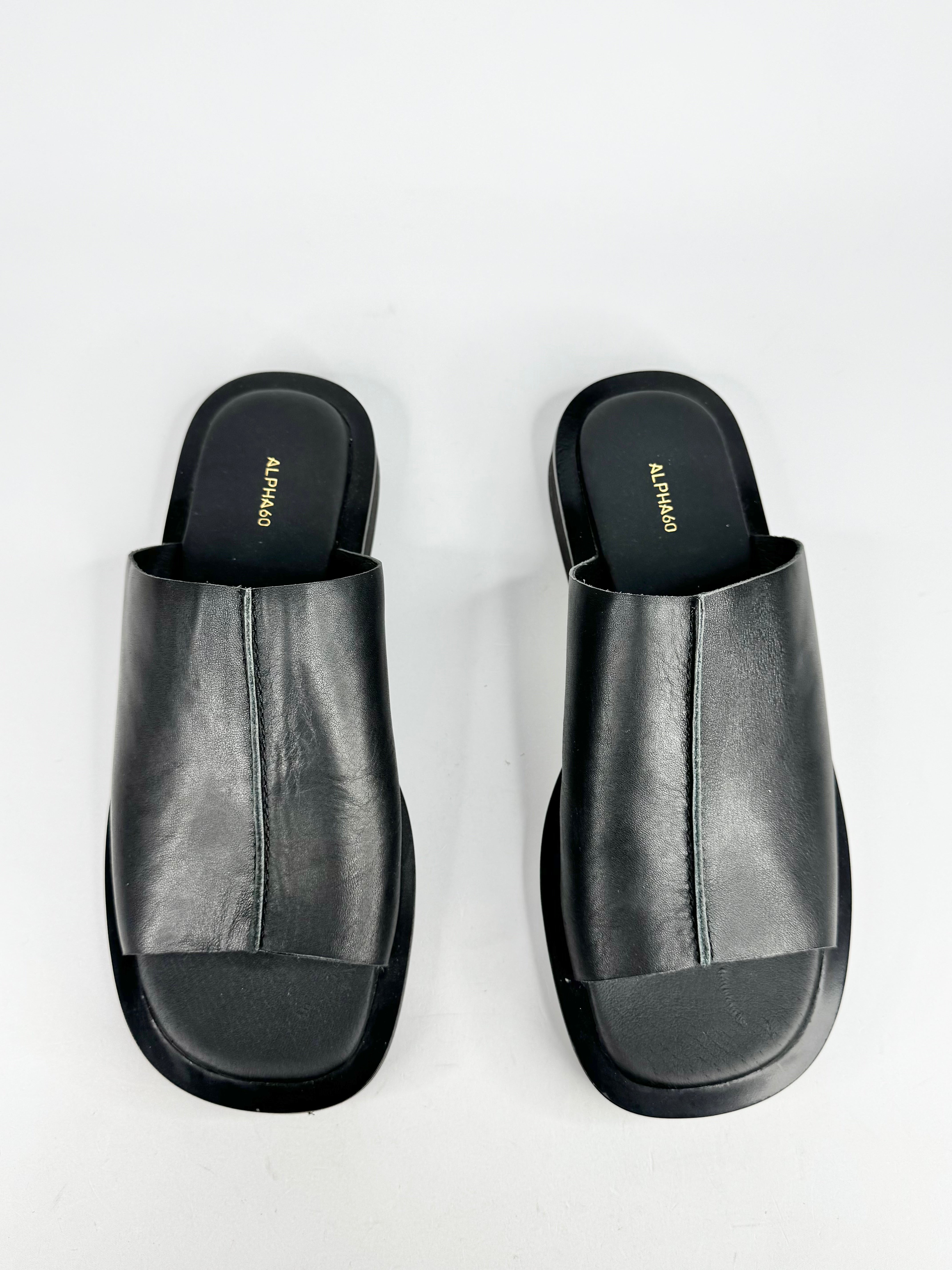 Alpha 60 Black 'Asher' Smooth Leather Slides - EU41