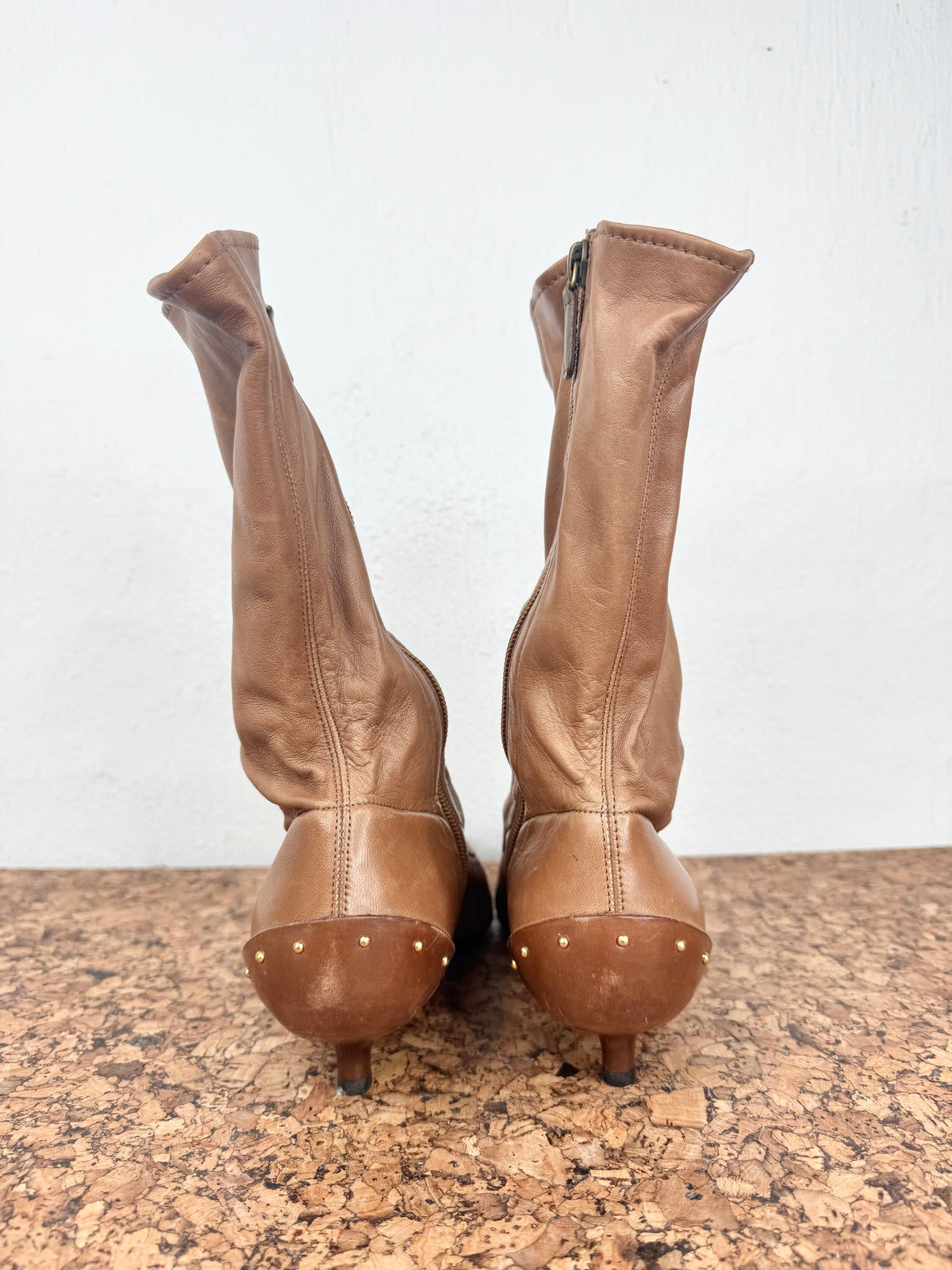 Gucci Tom Ford Era 2003 Sleek Tan Kitten Heel Ankle Boots - EU38