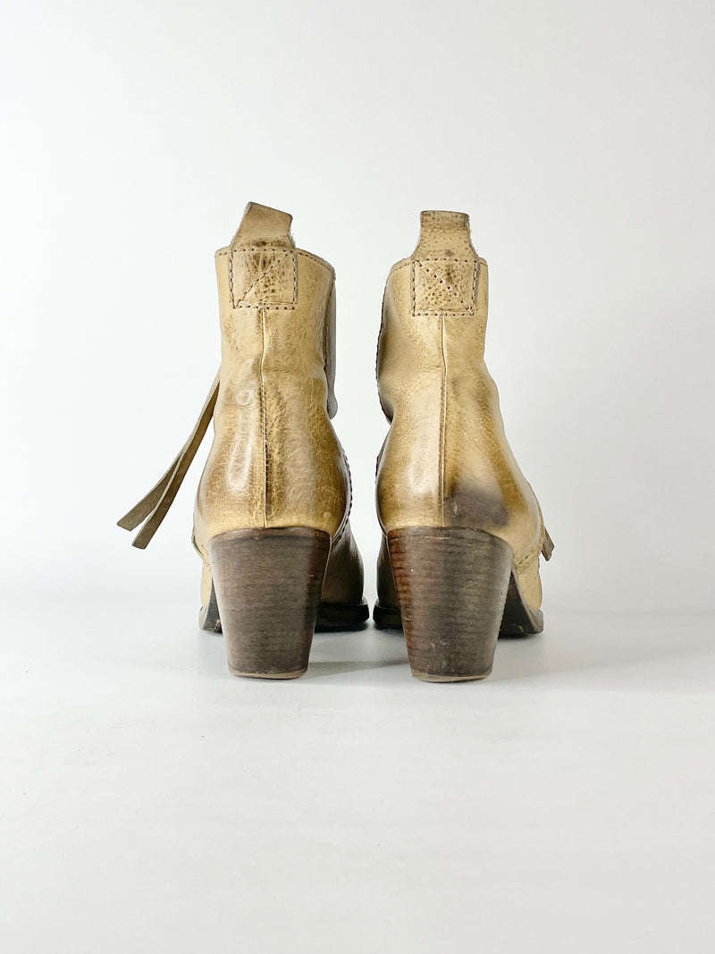 Acne Studios Sandy Beige Leather Ankle Boots - EU40