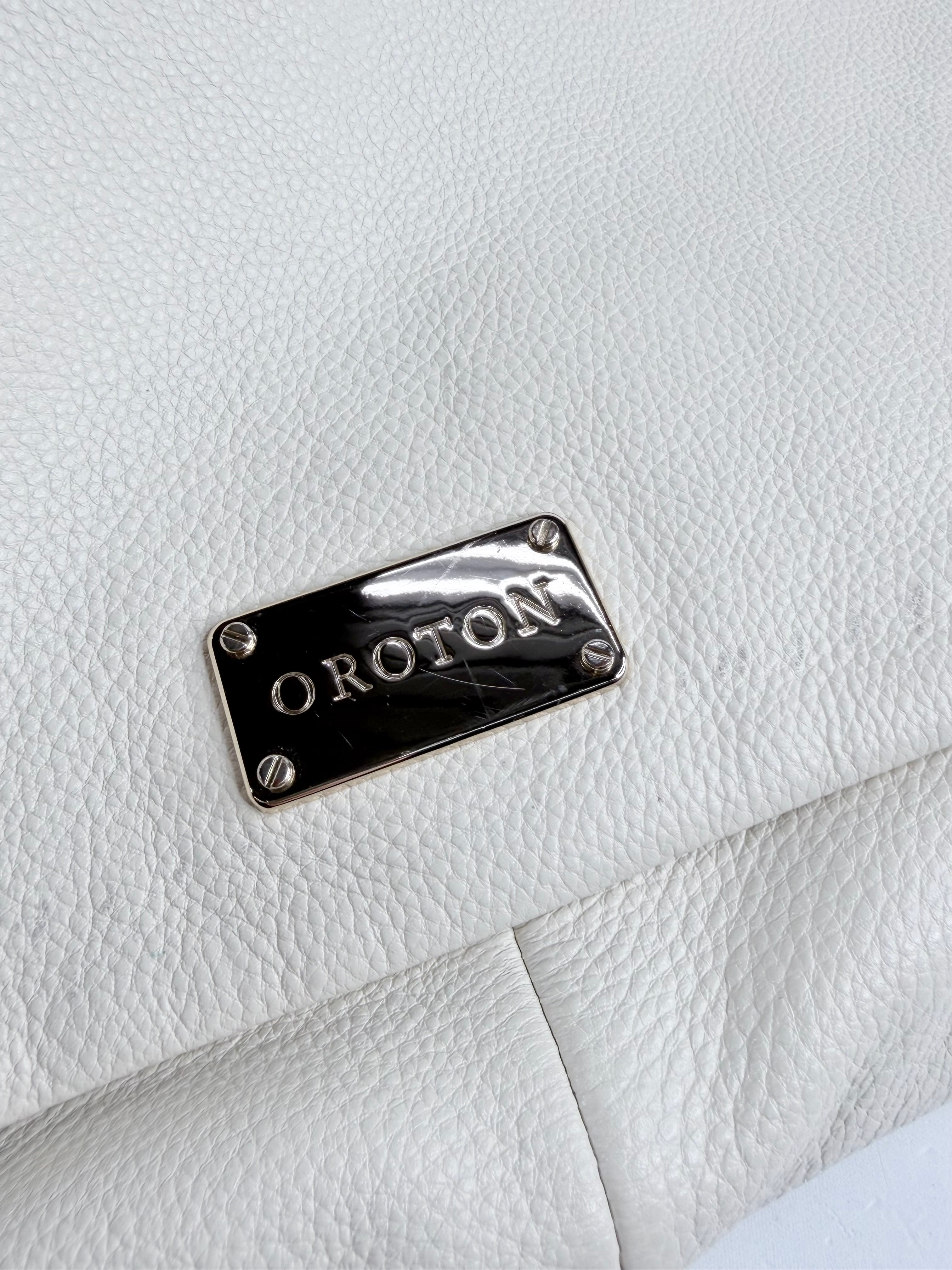 Oroton White Grained Leather Shoulder Bag