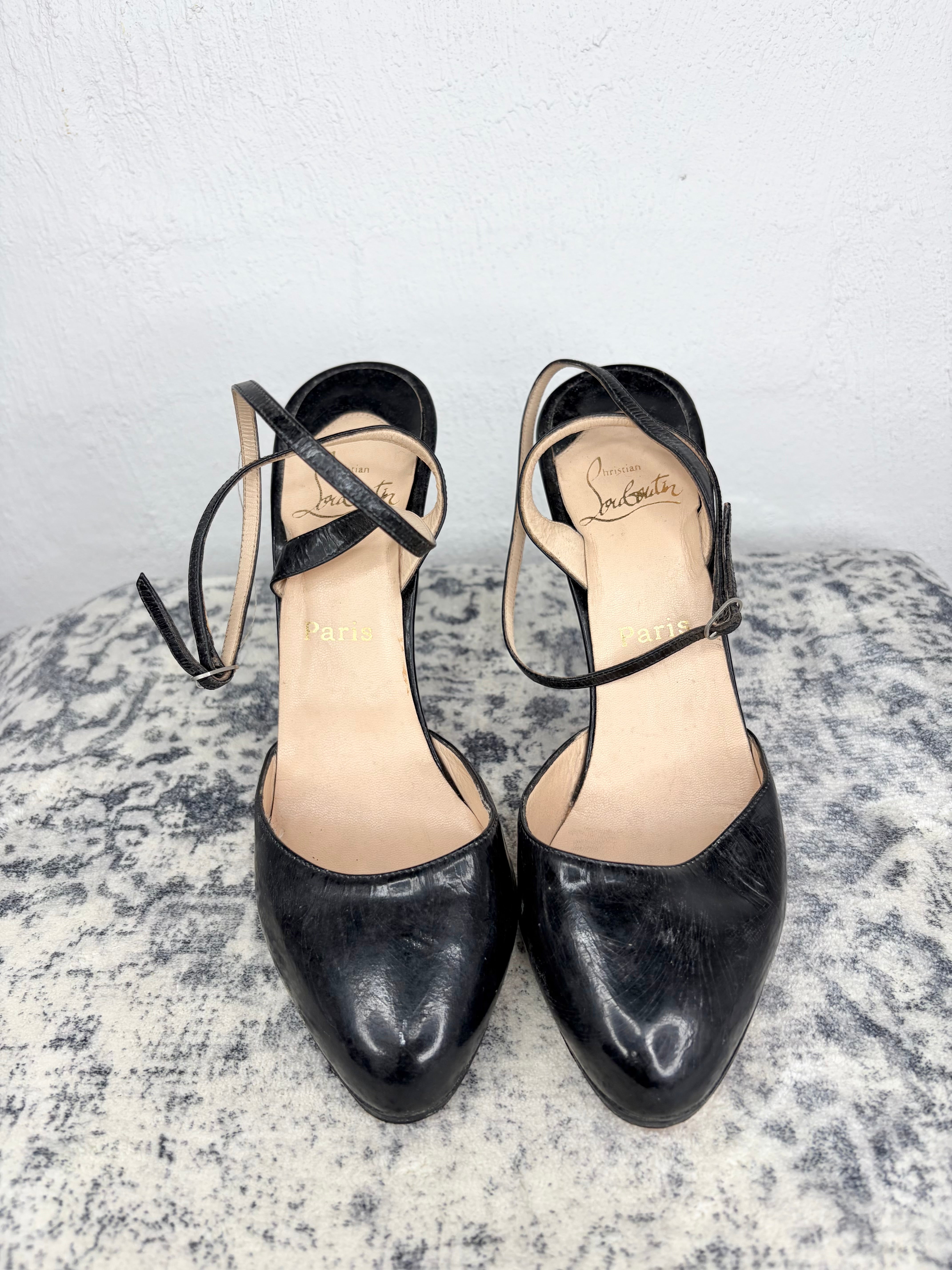 Christian Laboutin Classic Black Slingback Pumps - EU41
