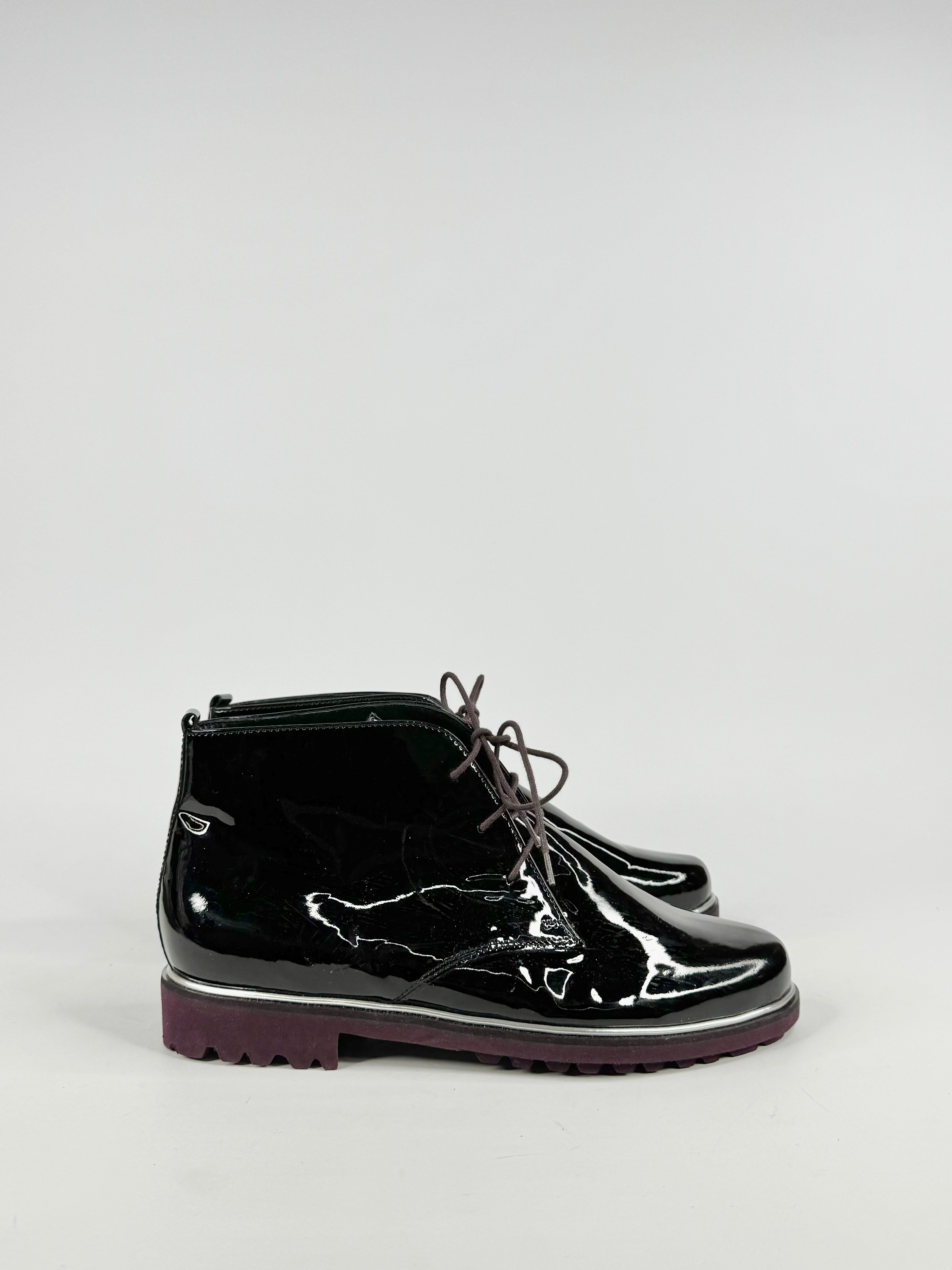 Hassia Patent Black Leather Lace Ups - EU37