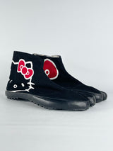 Sou.Sou Black Canvas Hello Kitty Tabi Shoes - EU41