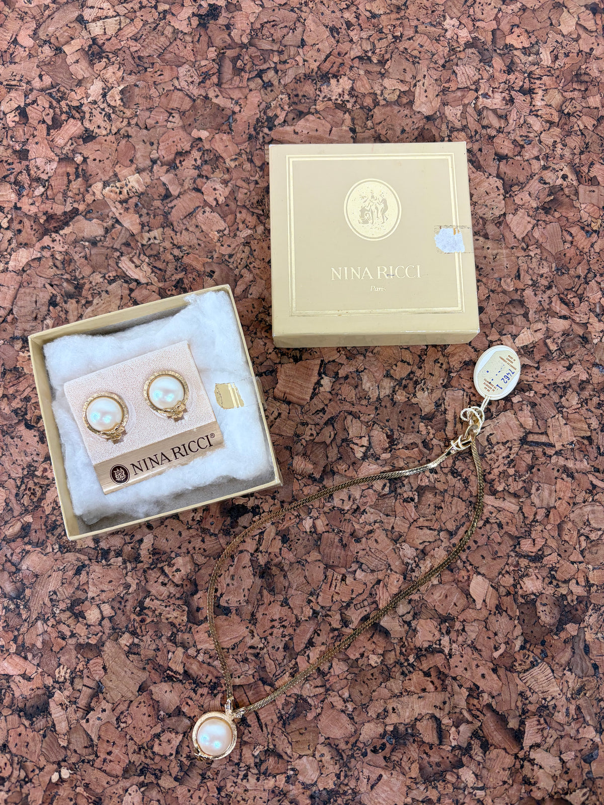 Vintage Nina Ricci Gold Tone Jewellery Set