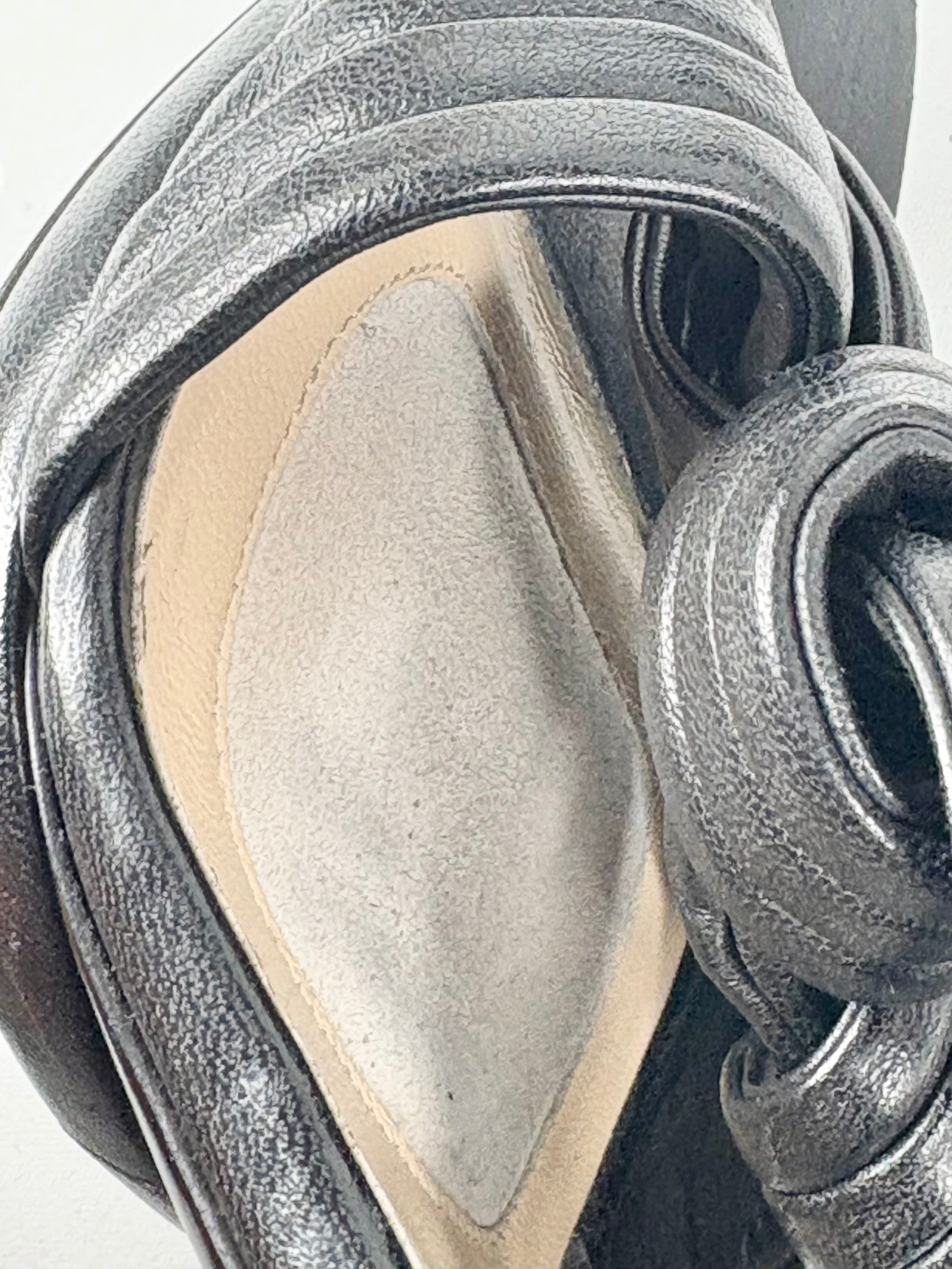 Loewe Black Leather Leg-Tie Sandals - EU39