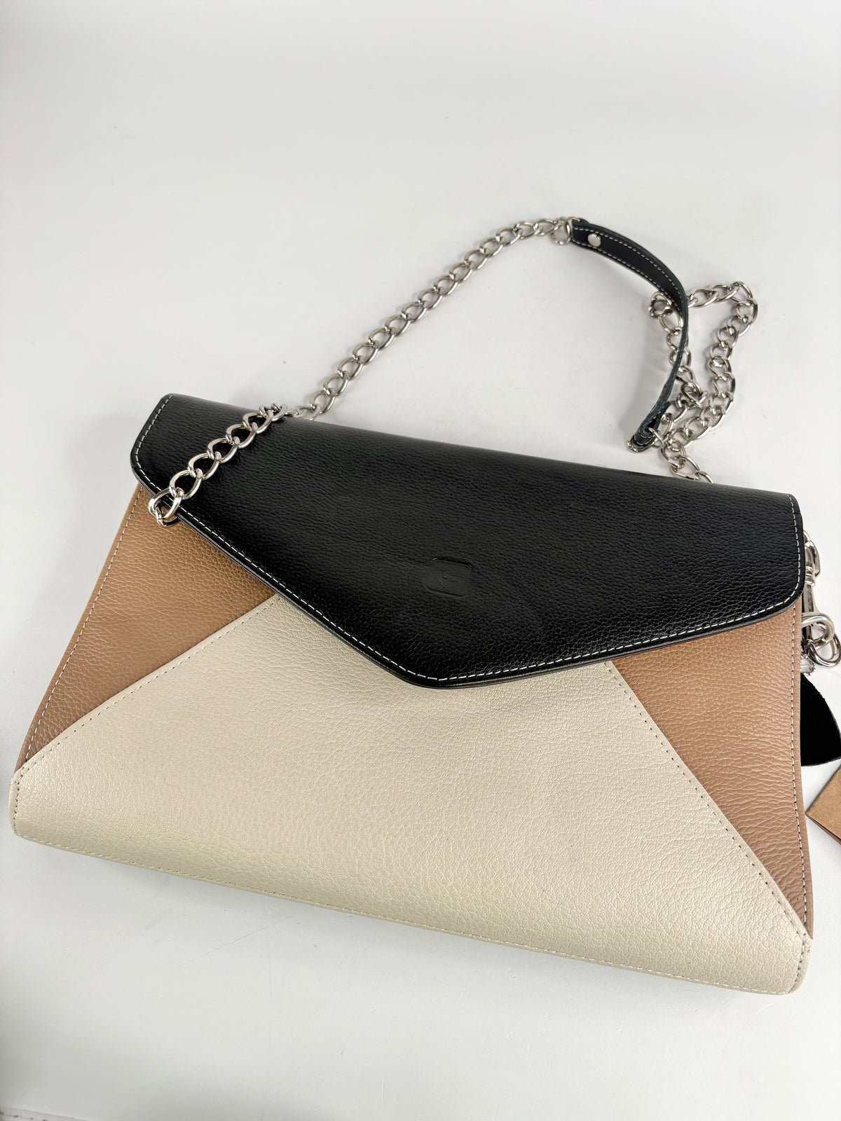 Traditions Black, Beige & White Leather Shoulder Bag