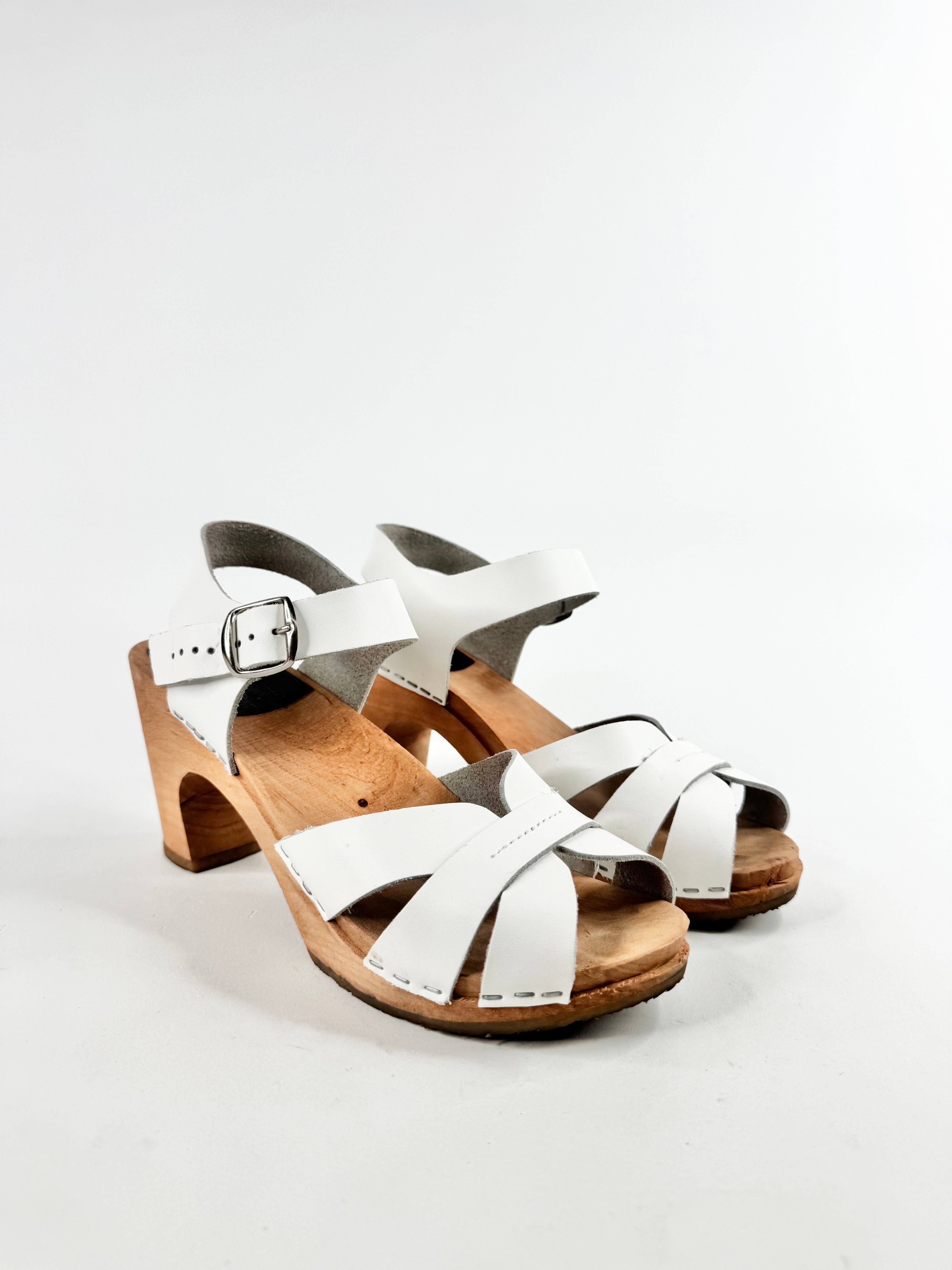 Funkis White Clogs - EU39